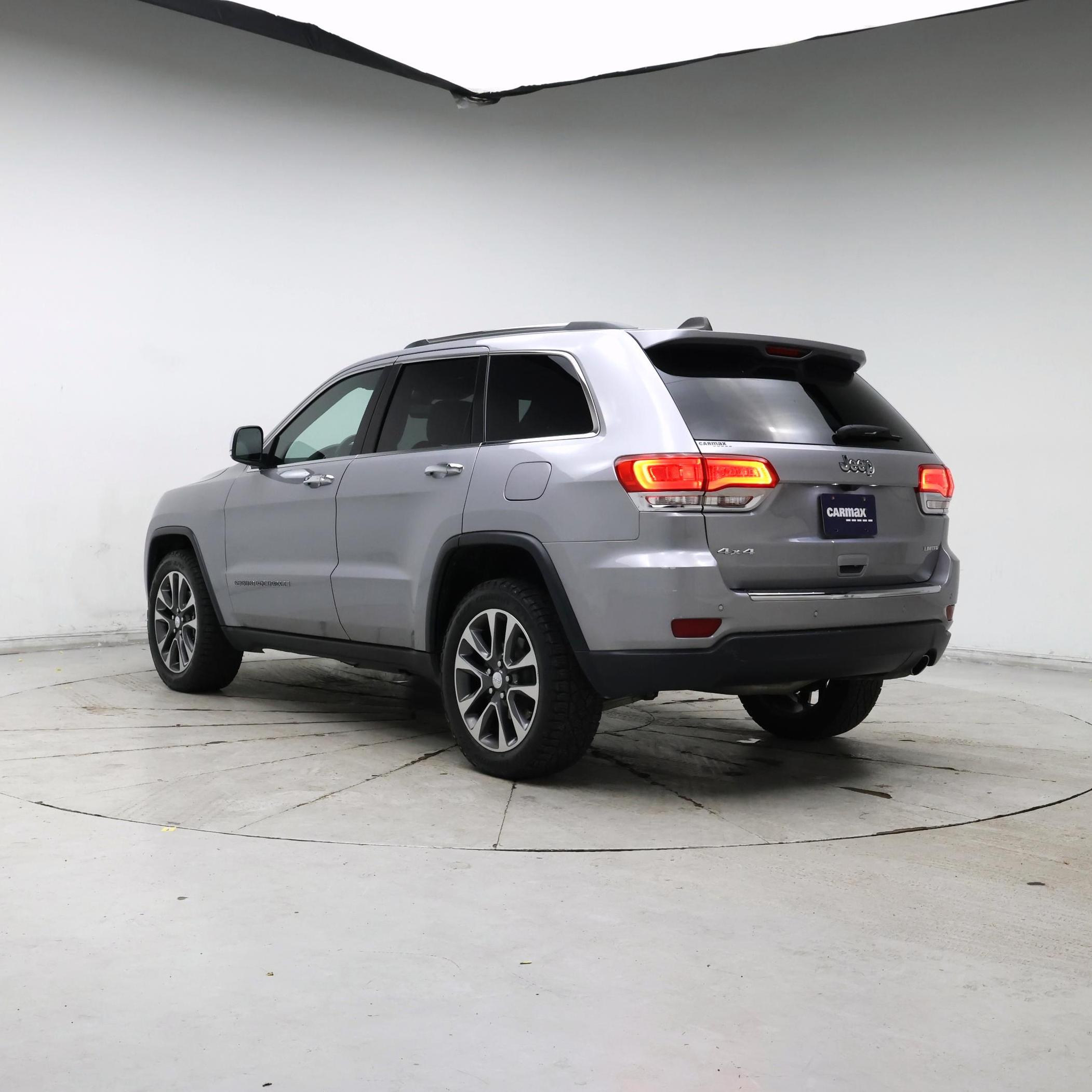 Thumbnail: 2018 Jeep Grand Cherokee - 2