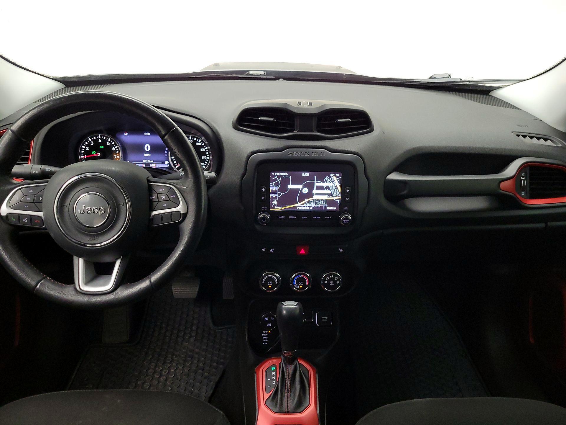 Thumbnail: 2017 Jeep Renegade - 9