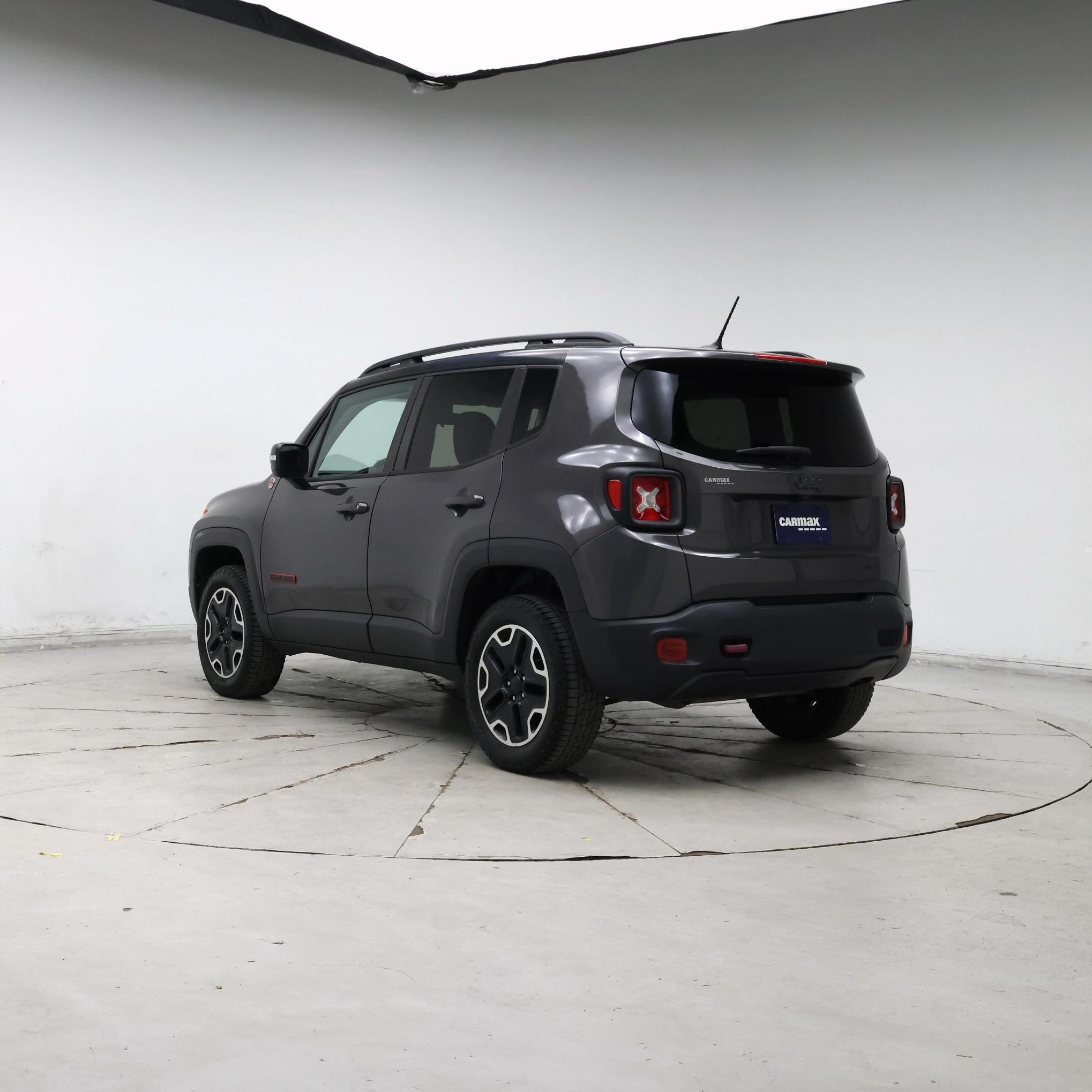 Thumbnail: 2017 Jeep Renegade - 2