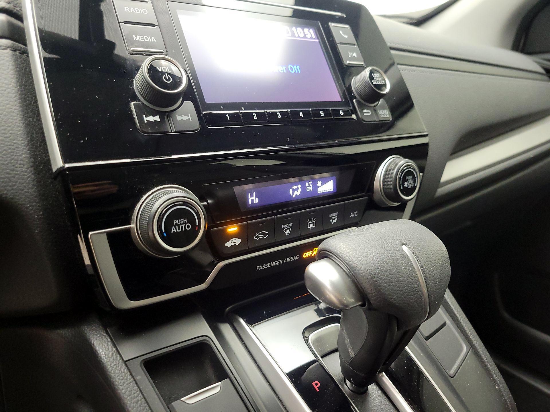 Thumbnail: 2018 Honda CR-V - 16