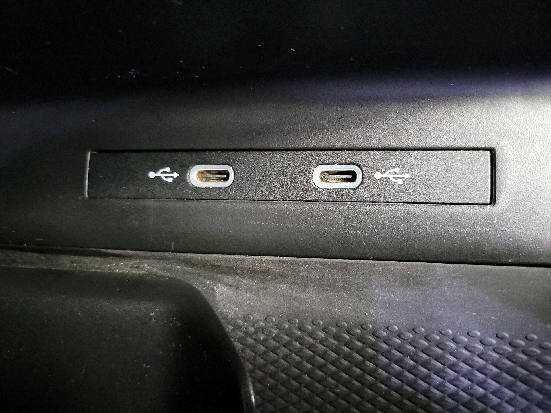 Thumbnail: 2023 Volkswagen ID.4 - 19