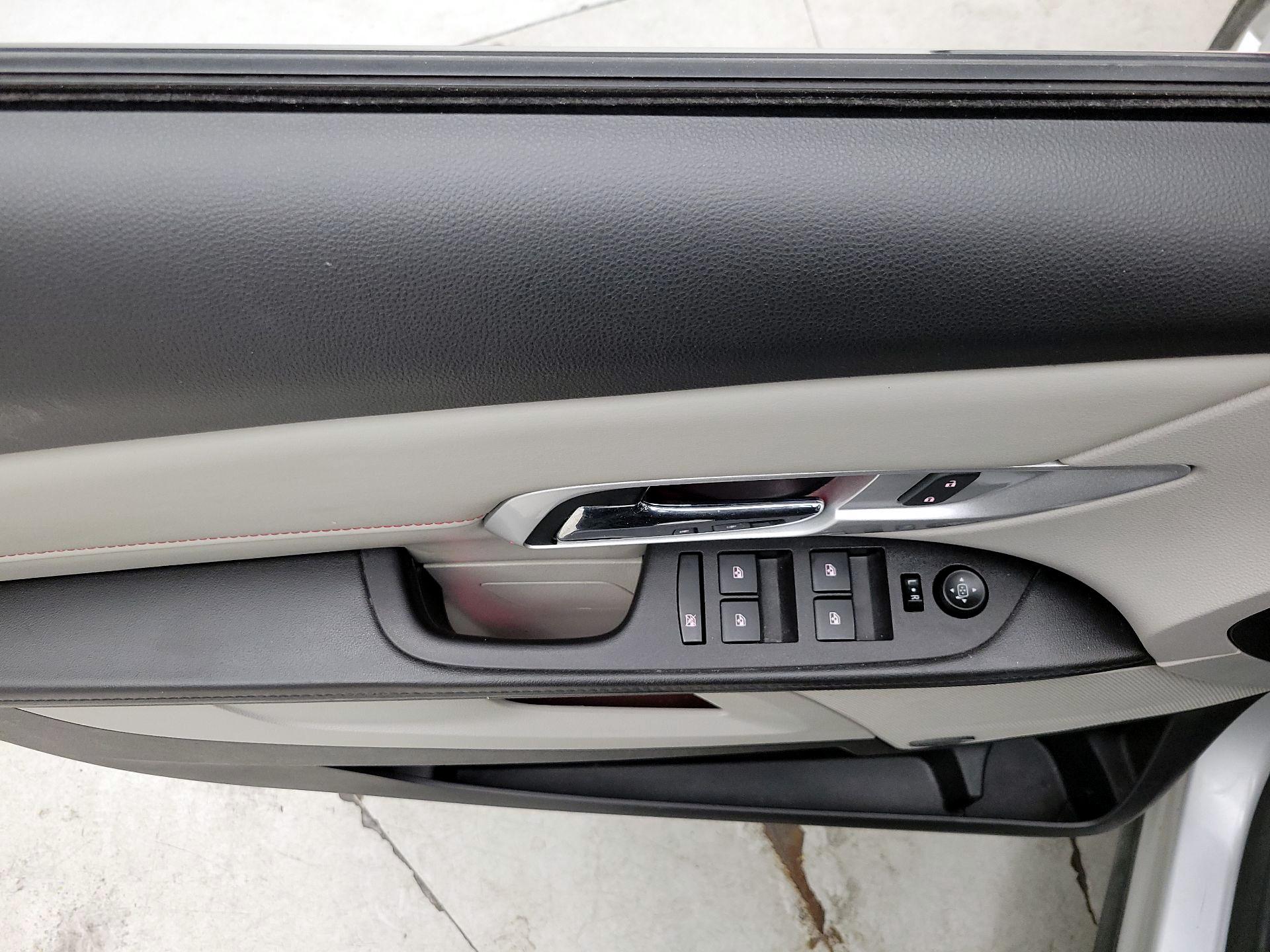 Thumbnail: 2016 GMC Terrain - 12