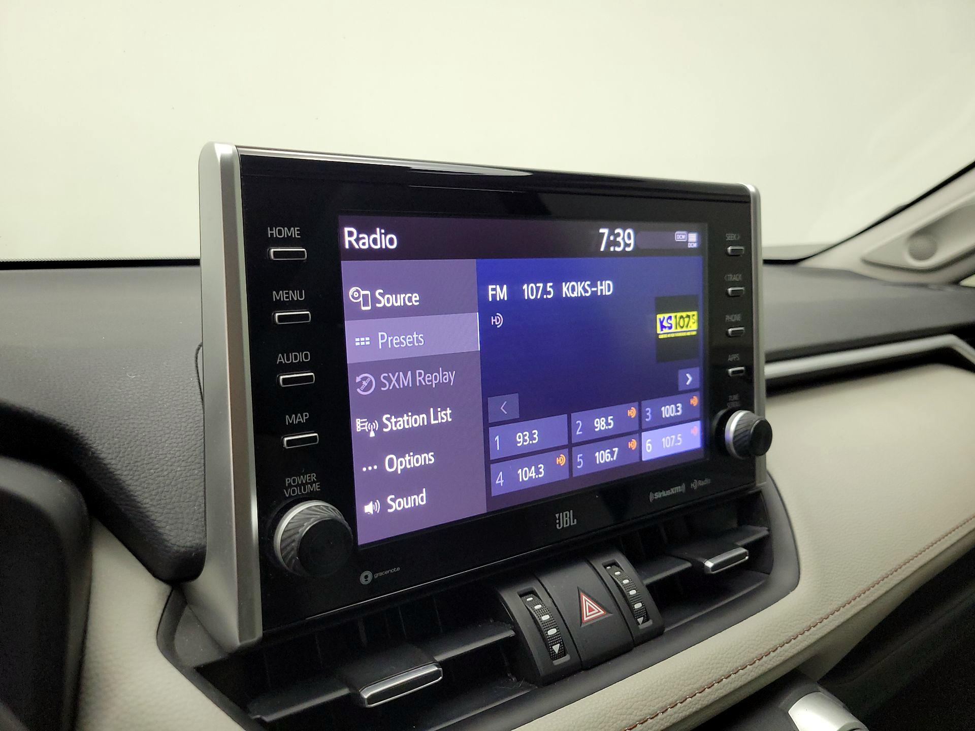 Thumbnail: 2022 Toyota RAV4 - 16