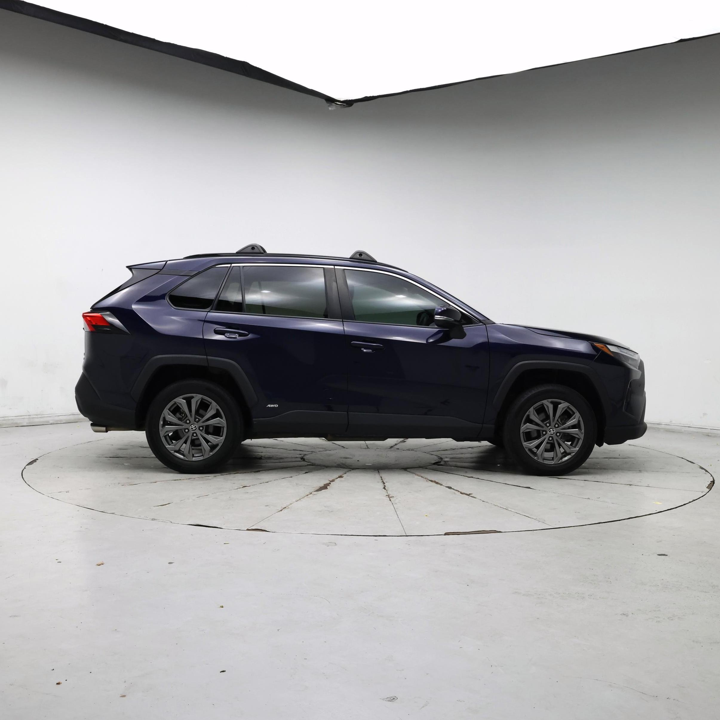 Thumbnail: 2022 Toyota RAV4 - 7