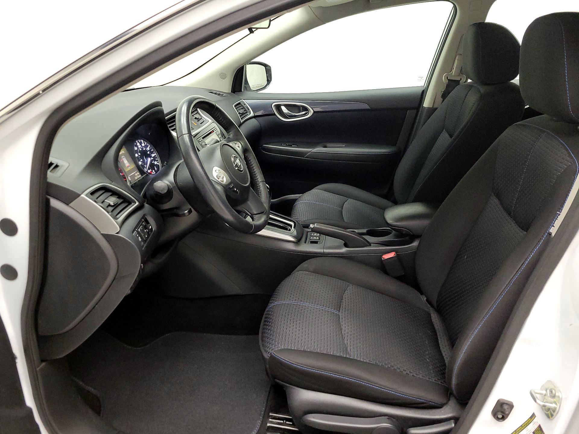 Thumbnail: 2017 Nissan Sentra - 11