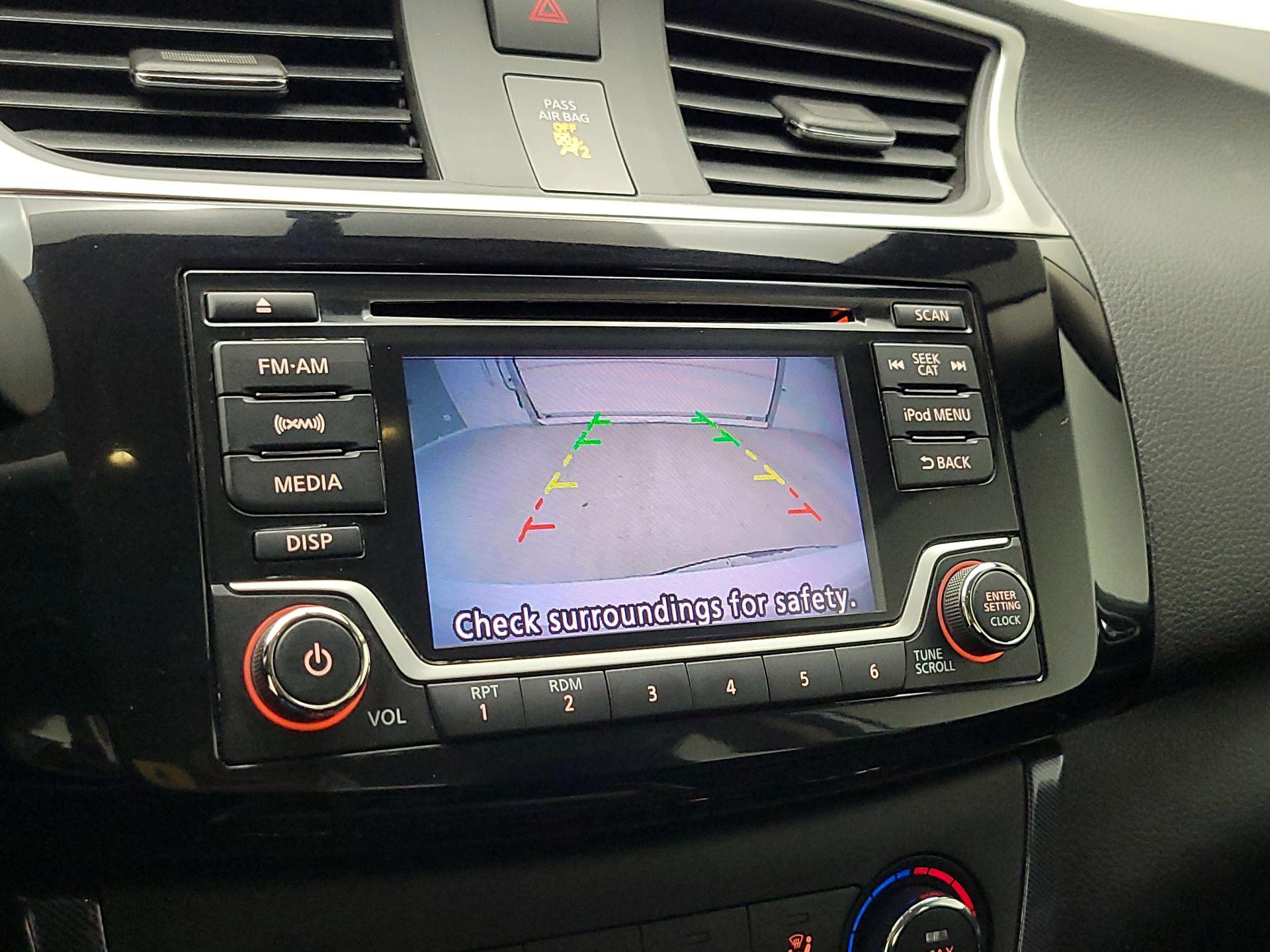 Thumbnail: 2017 Nissan Sentra - 14