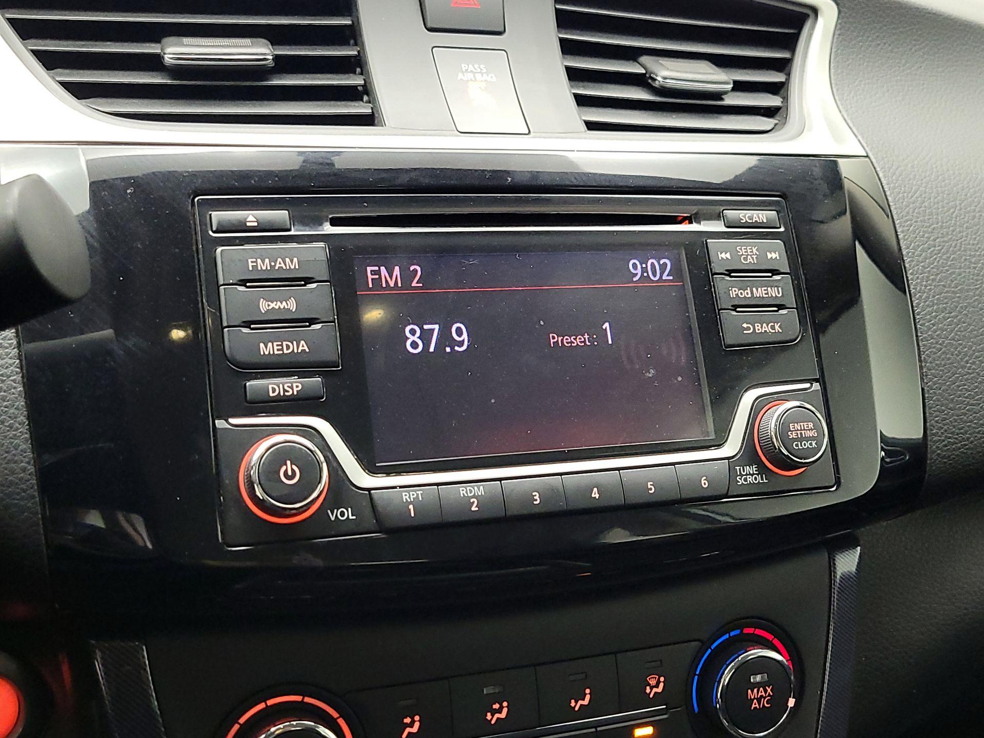 Thumbnail: 2017 Nissan Sentra - 15