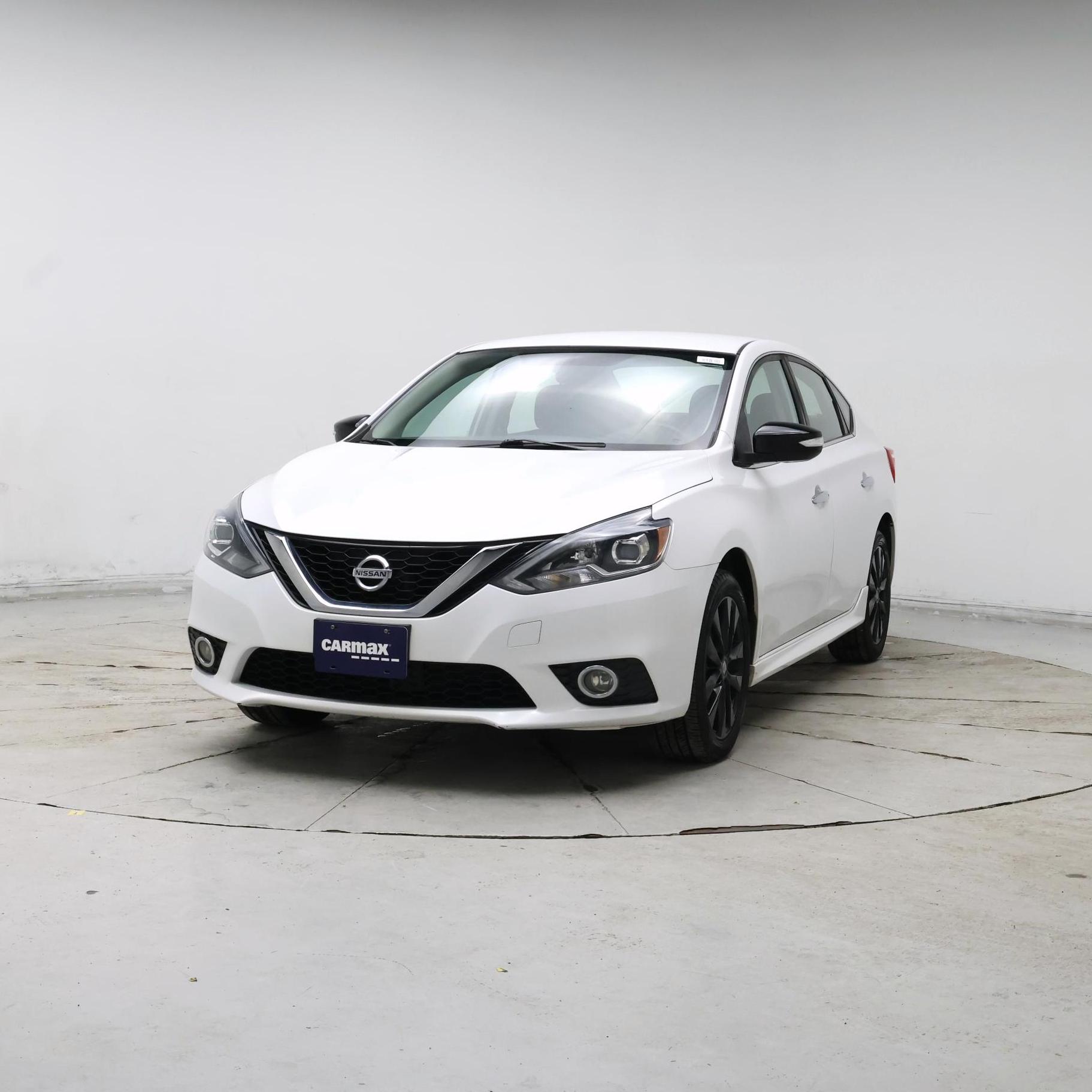 Thumbnail: 2017 Nissan Sentra - 4