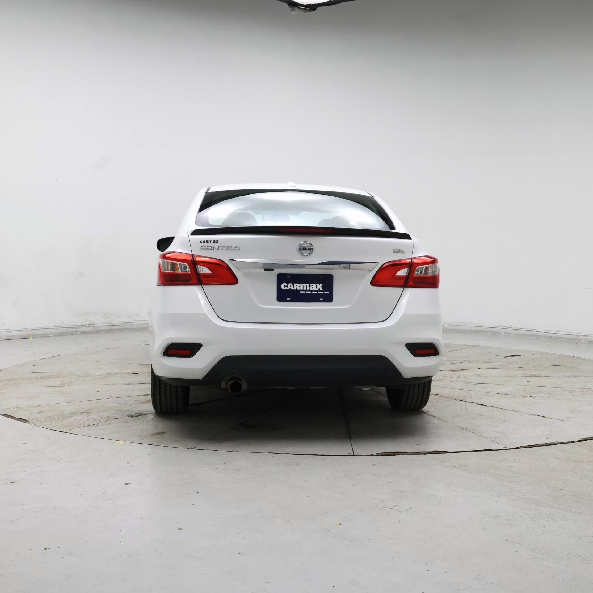 Thumbnail: 2017 Nissan Sentra - 6