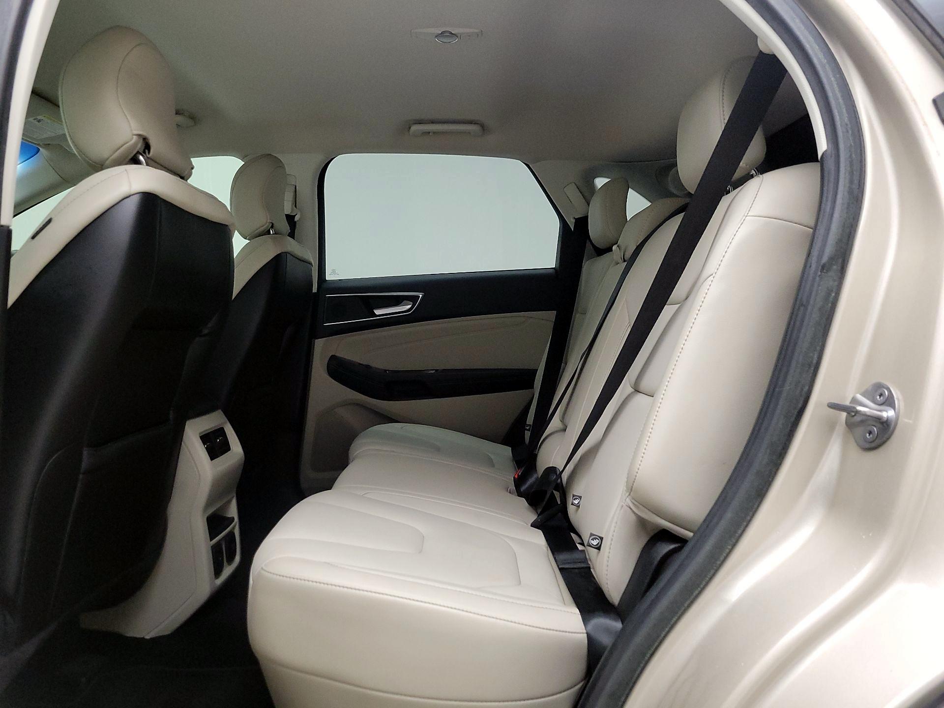 Thumbnail: 2018 Ford Edge - 20