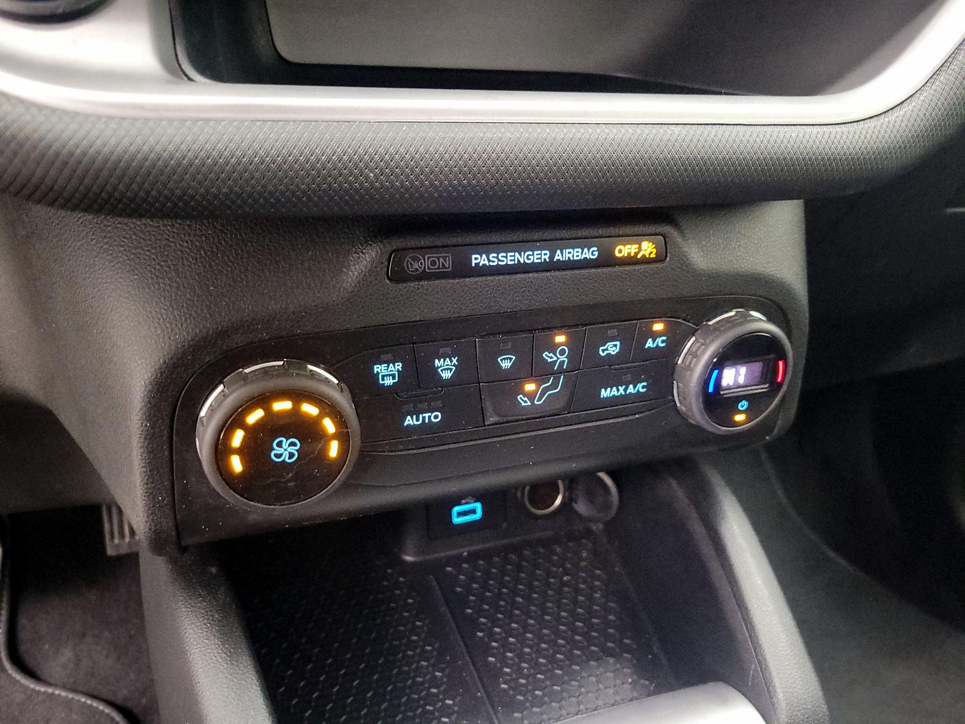 Thumbnail: 2021 Ford Bronco Sport - 17