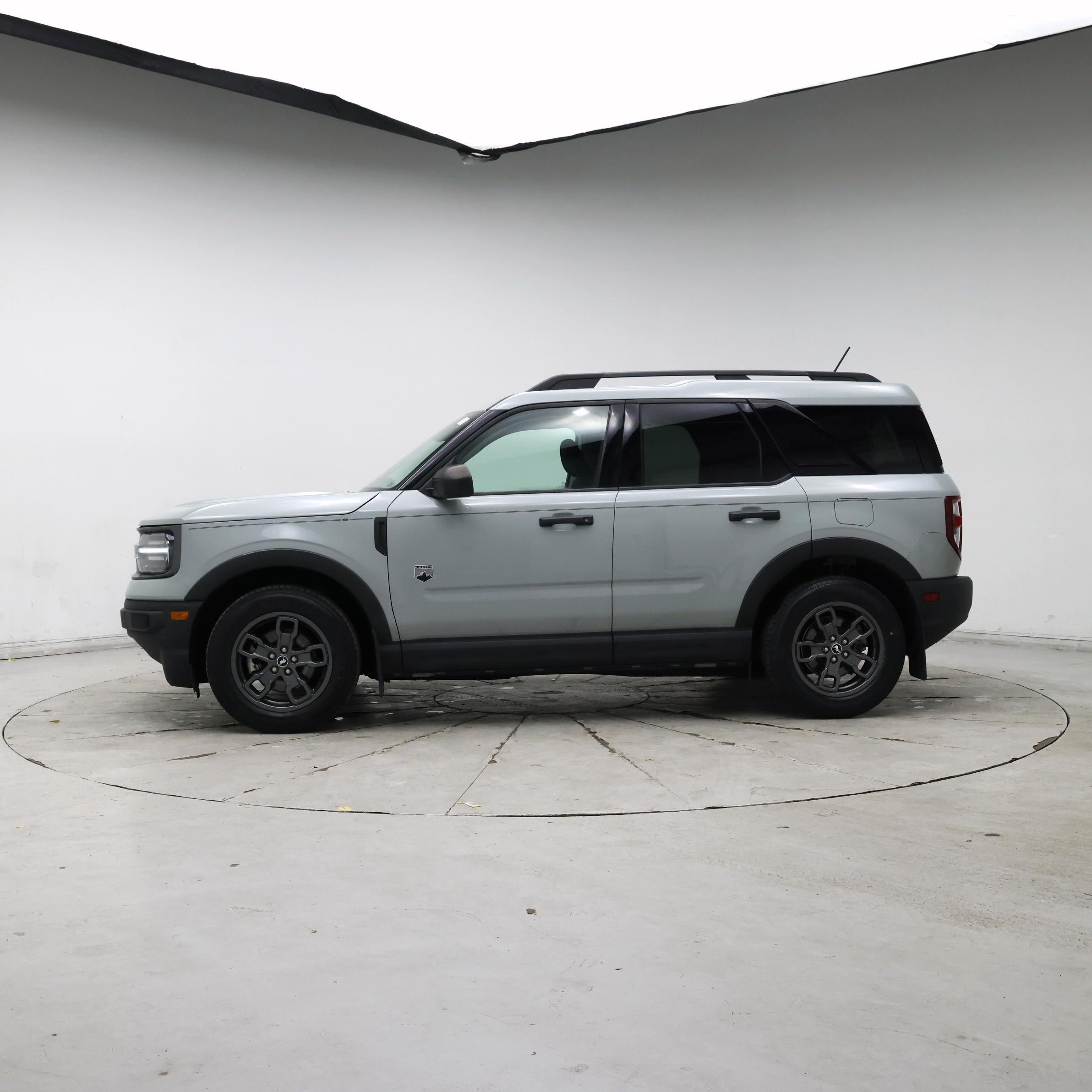 Thumbnail: 2021 Ford Bronco Sport - 3