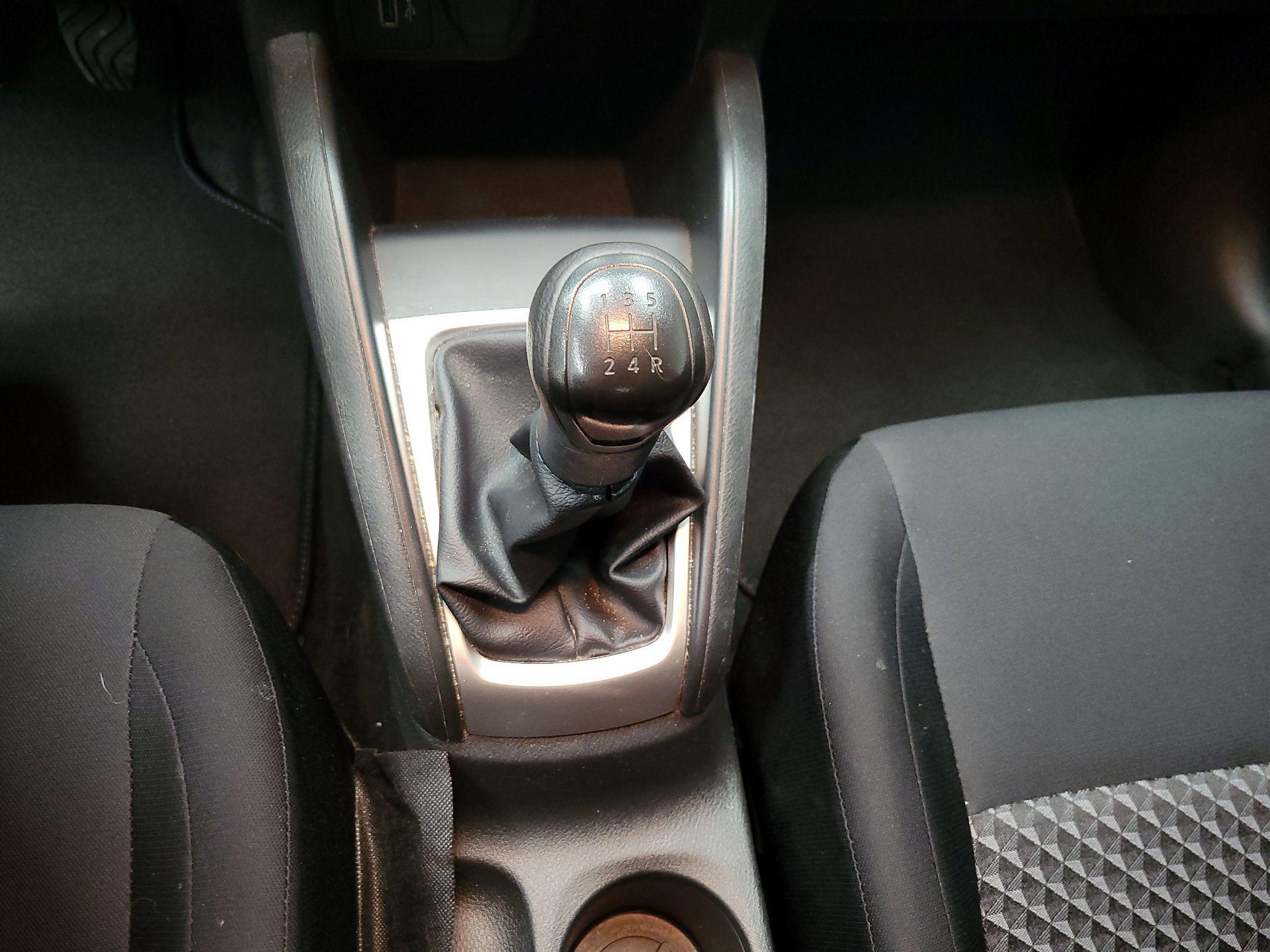 Thumbnail: 2023 Nissan Versa - 17