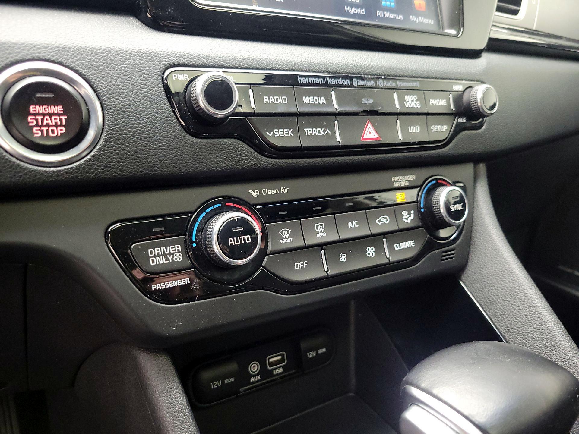 Thumbnail: 2017 Kia Niro - 17