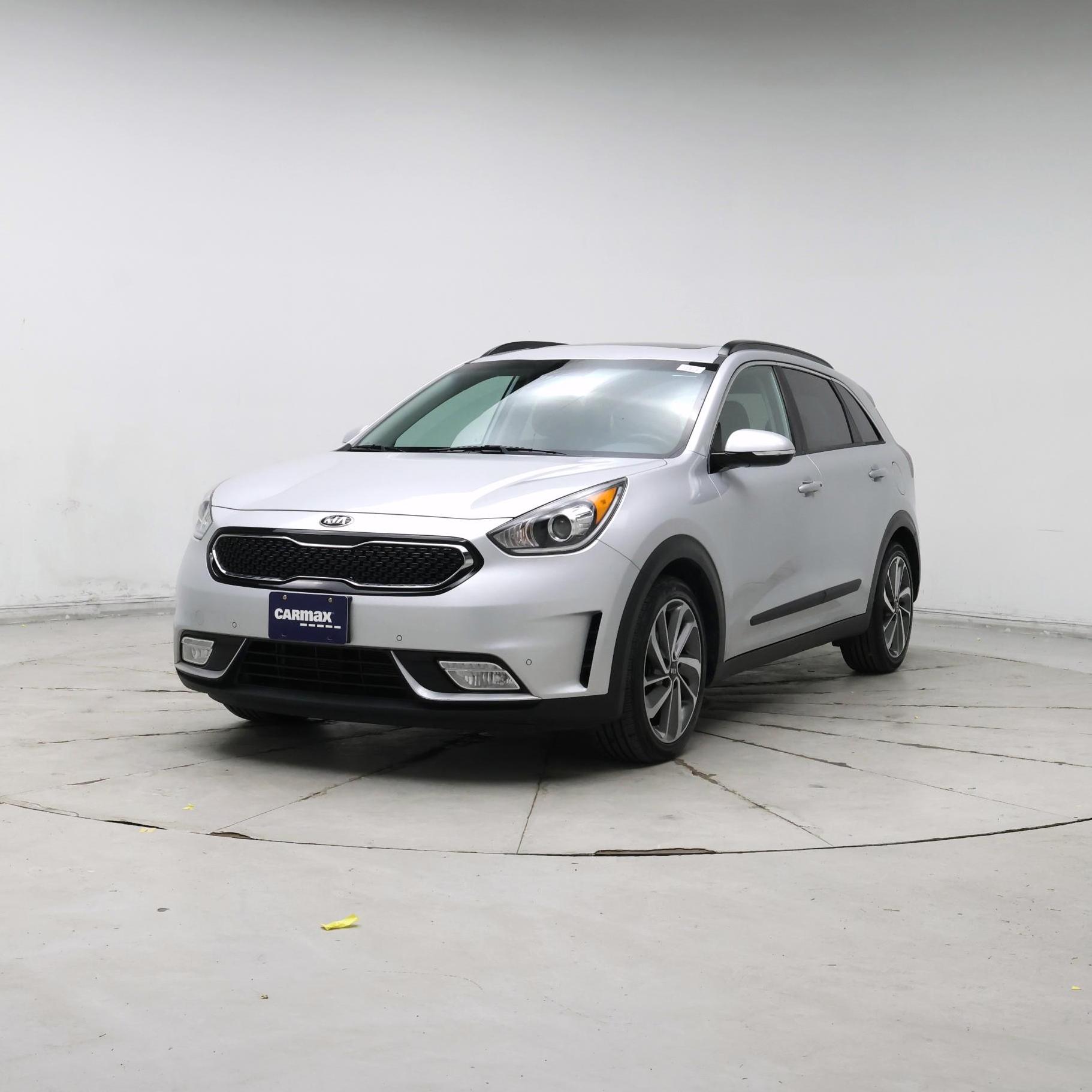 Thumbnail: 2017 Kia Niro - 4