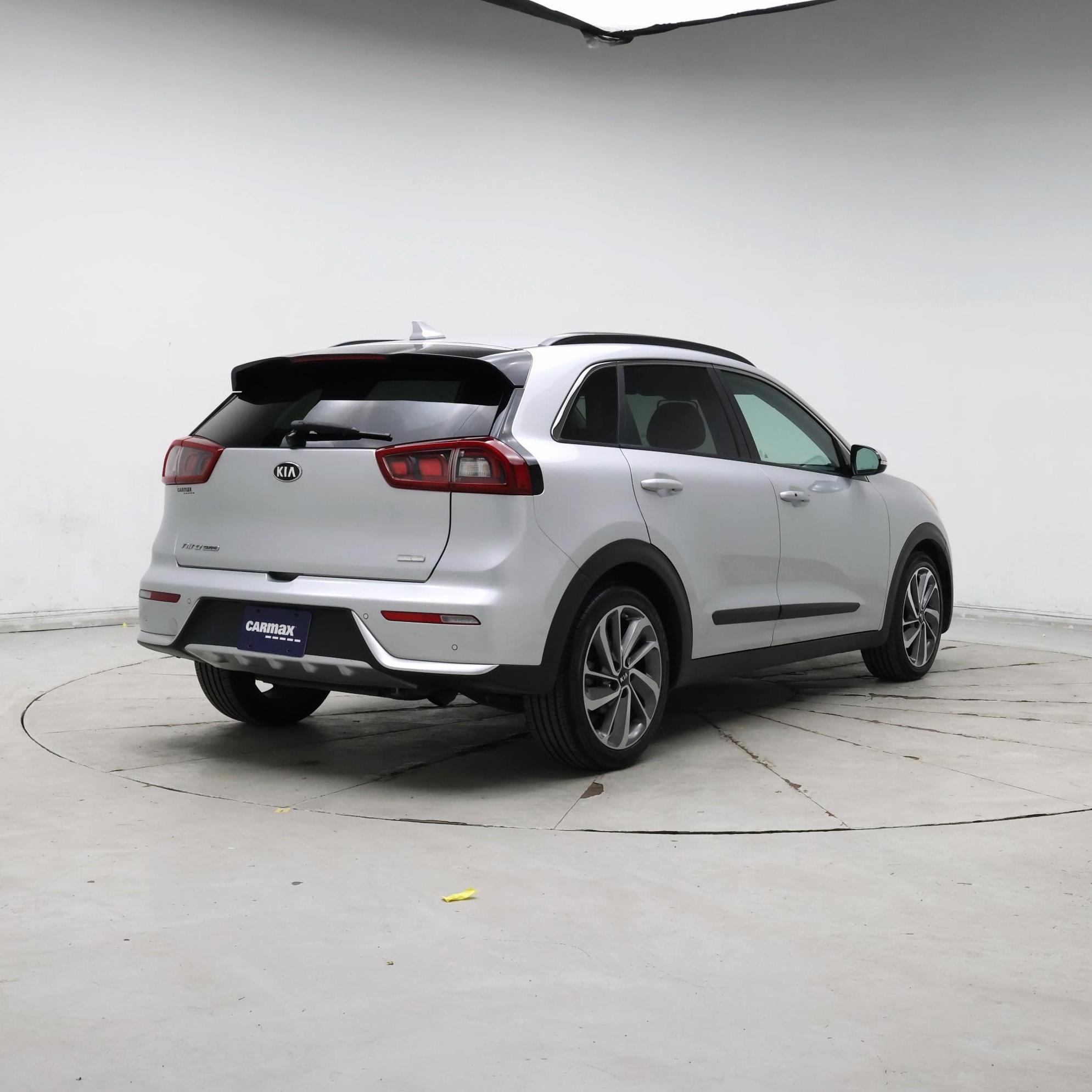 Thumbnail: 2017 Kia Niro - 8