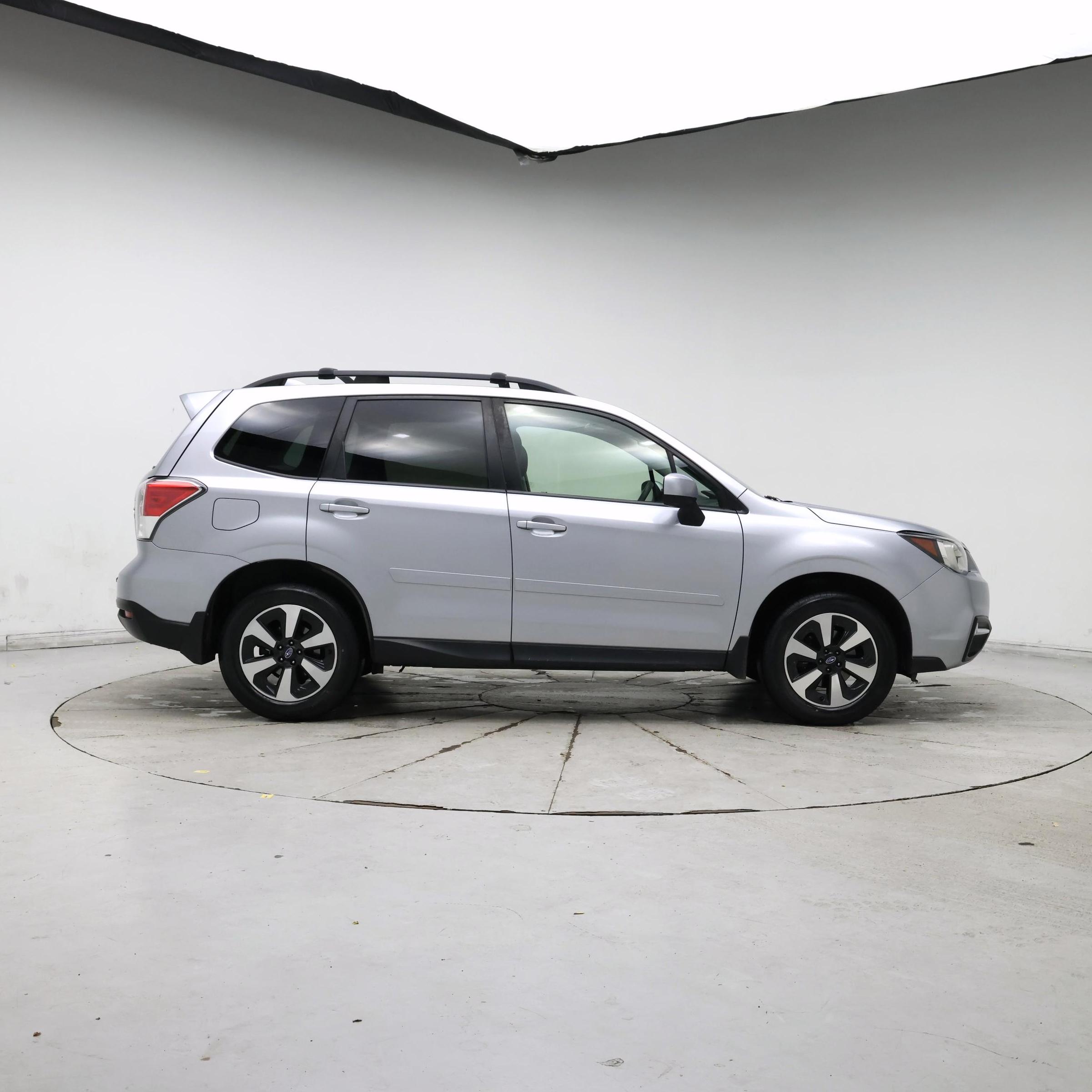 Thumbnail: 2017 Subaru Forester - 7