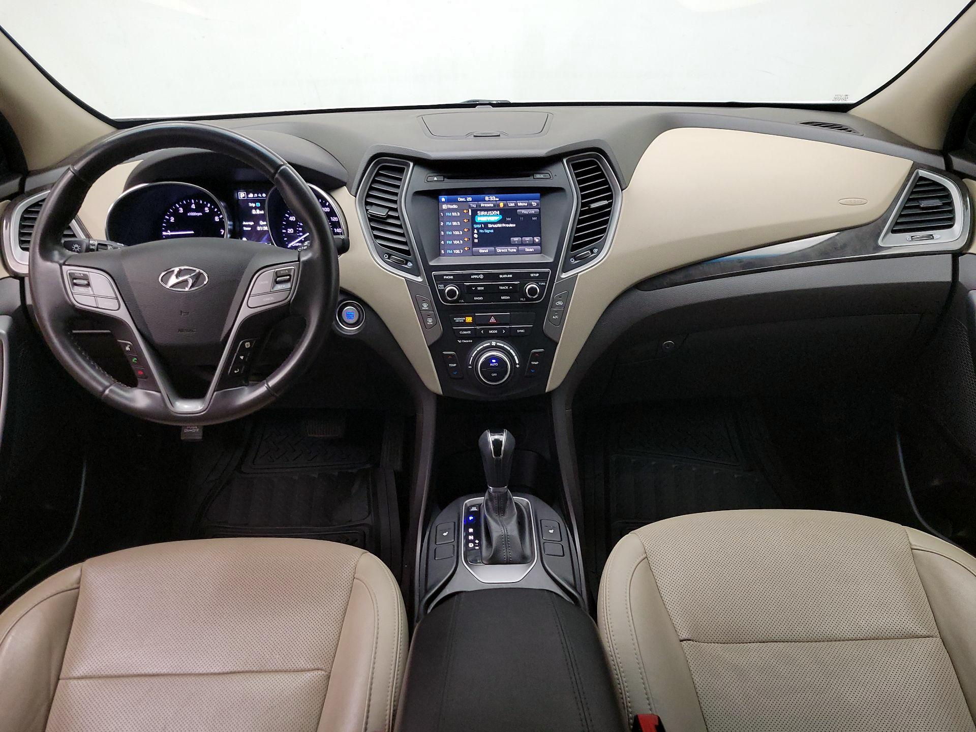 Thumbnail: 2017 Hyundai Santa Fe - 9