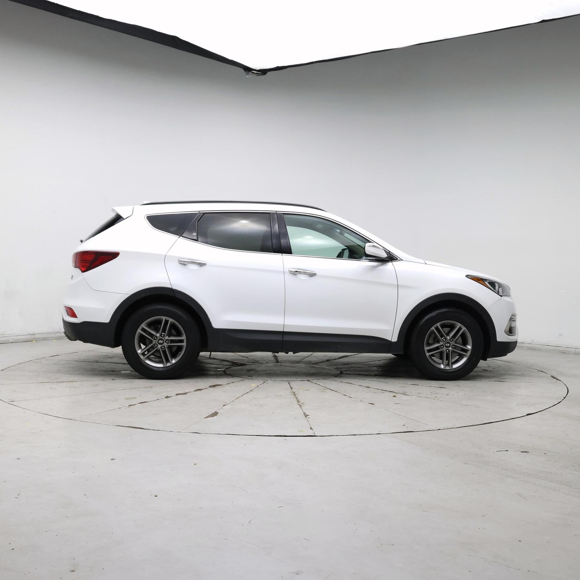 Thumbnail: 2017 Hyundai Santa Fe - 7