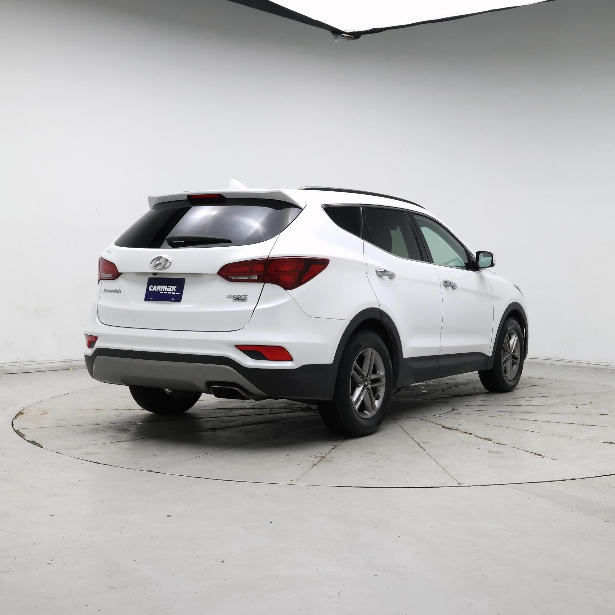 Thumbnail: 2017 Hyundai Santa Fe - 8