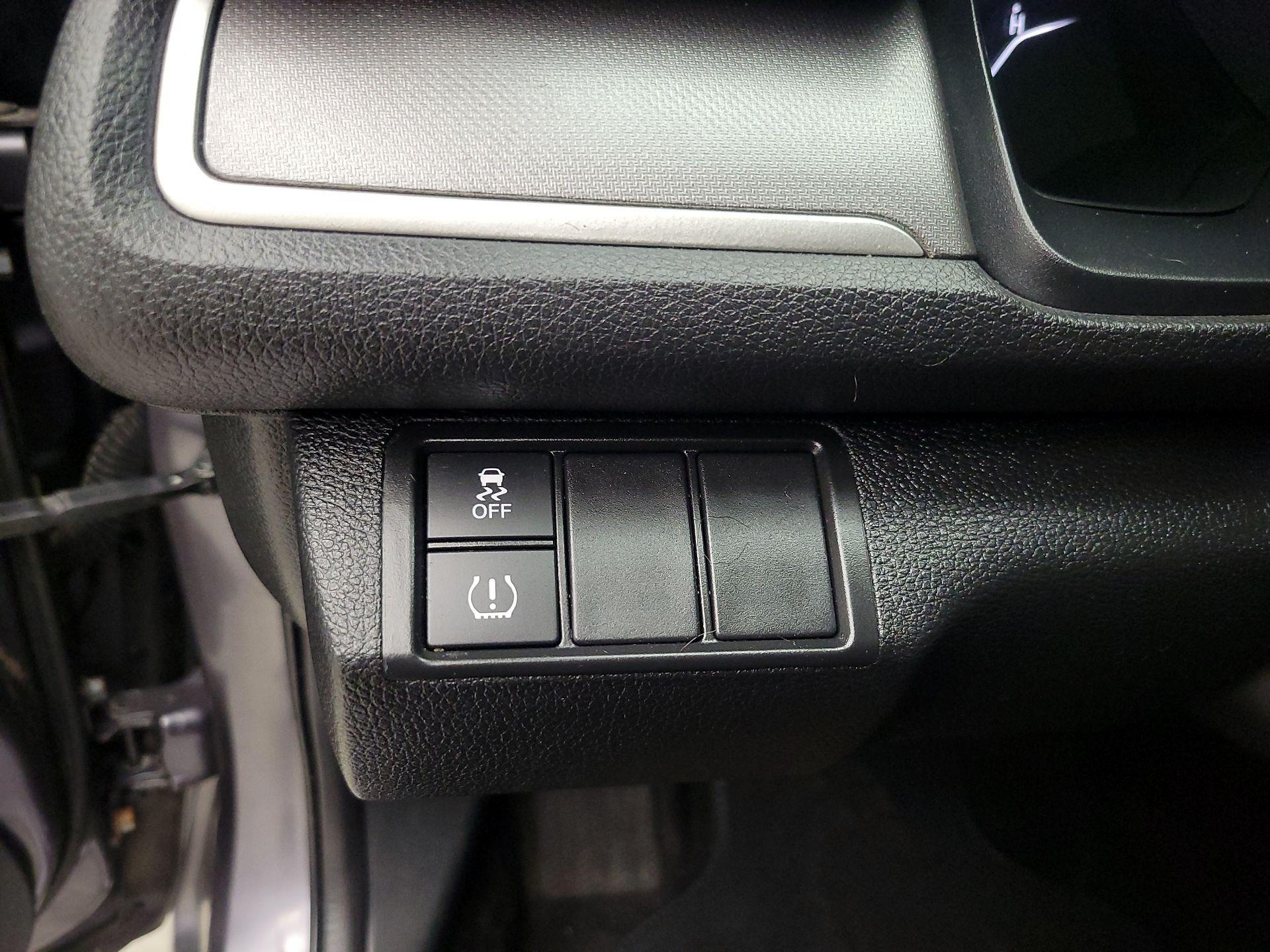 Thumbnail: 2018 Honda Civic - 13