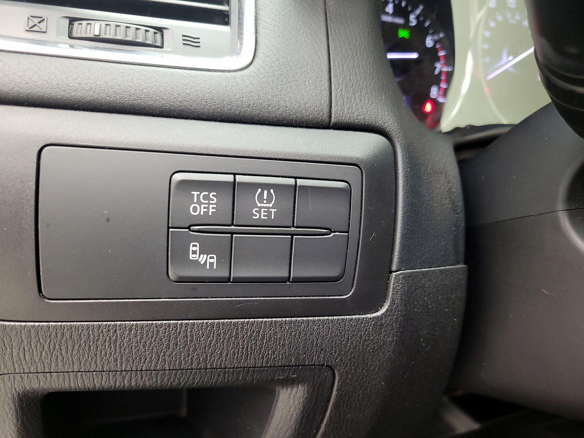 Thumbnail: 2016 Mazda CX-5 - 13