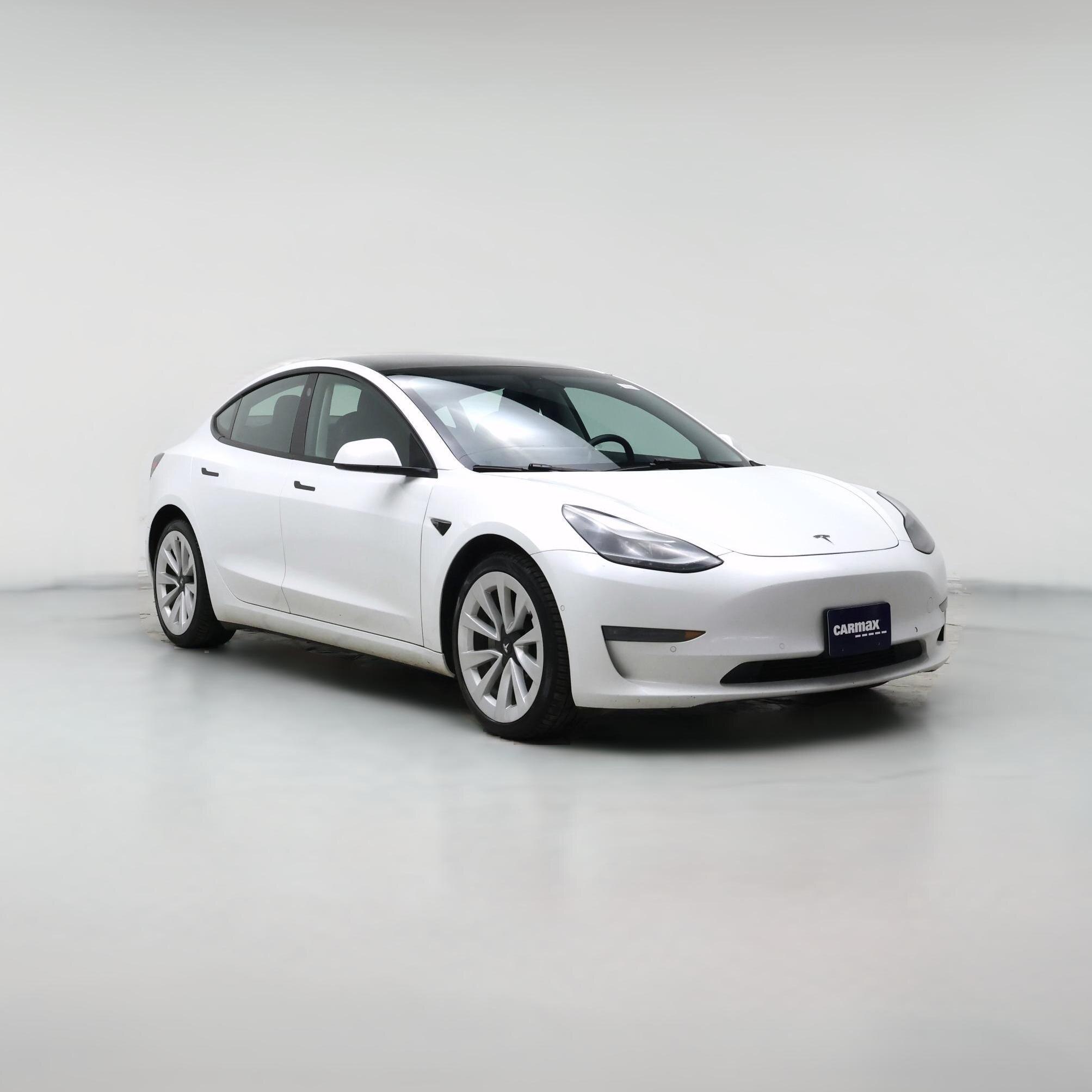 Thumbnail: 2022 Tesla Model 3 - 1