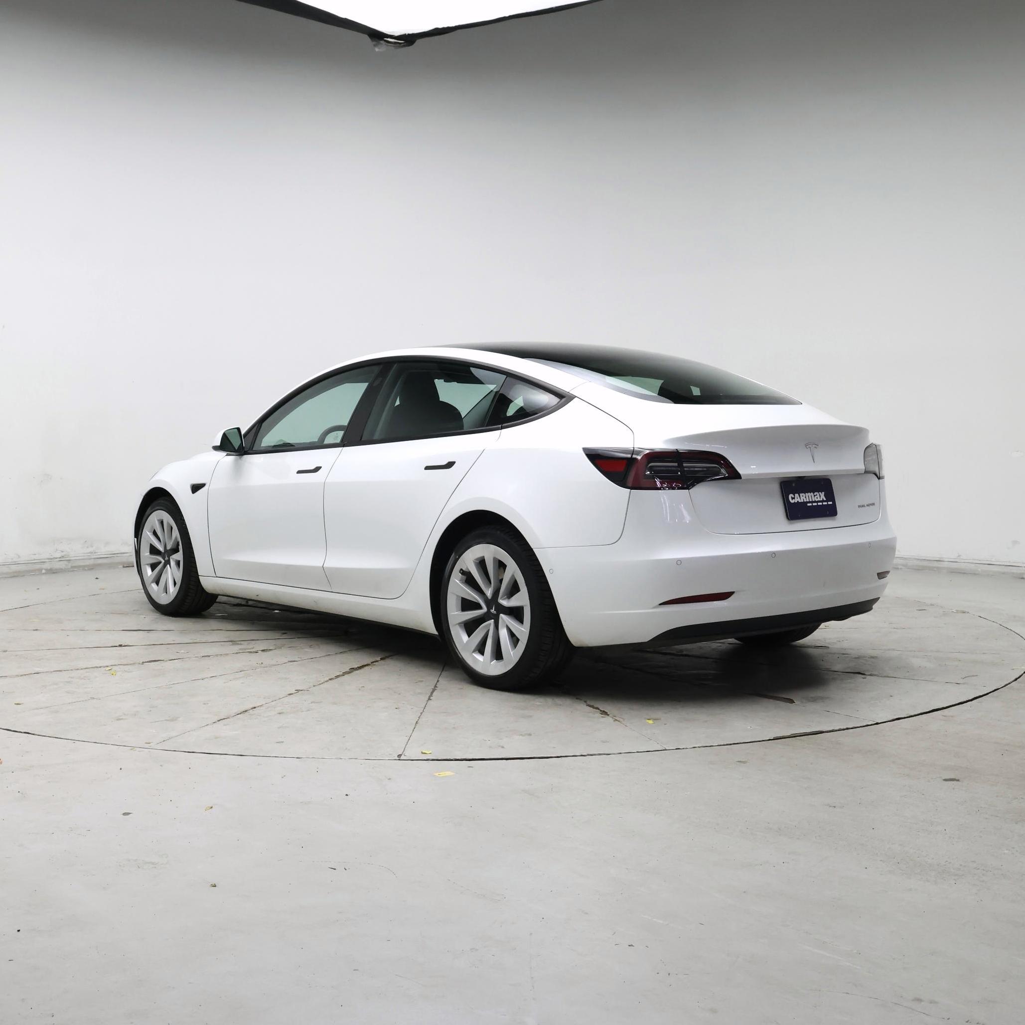 Thumbnail: 2022 Tesla Model 3 - 2