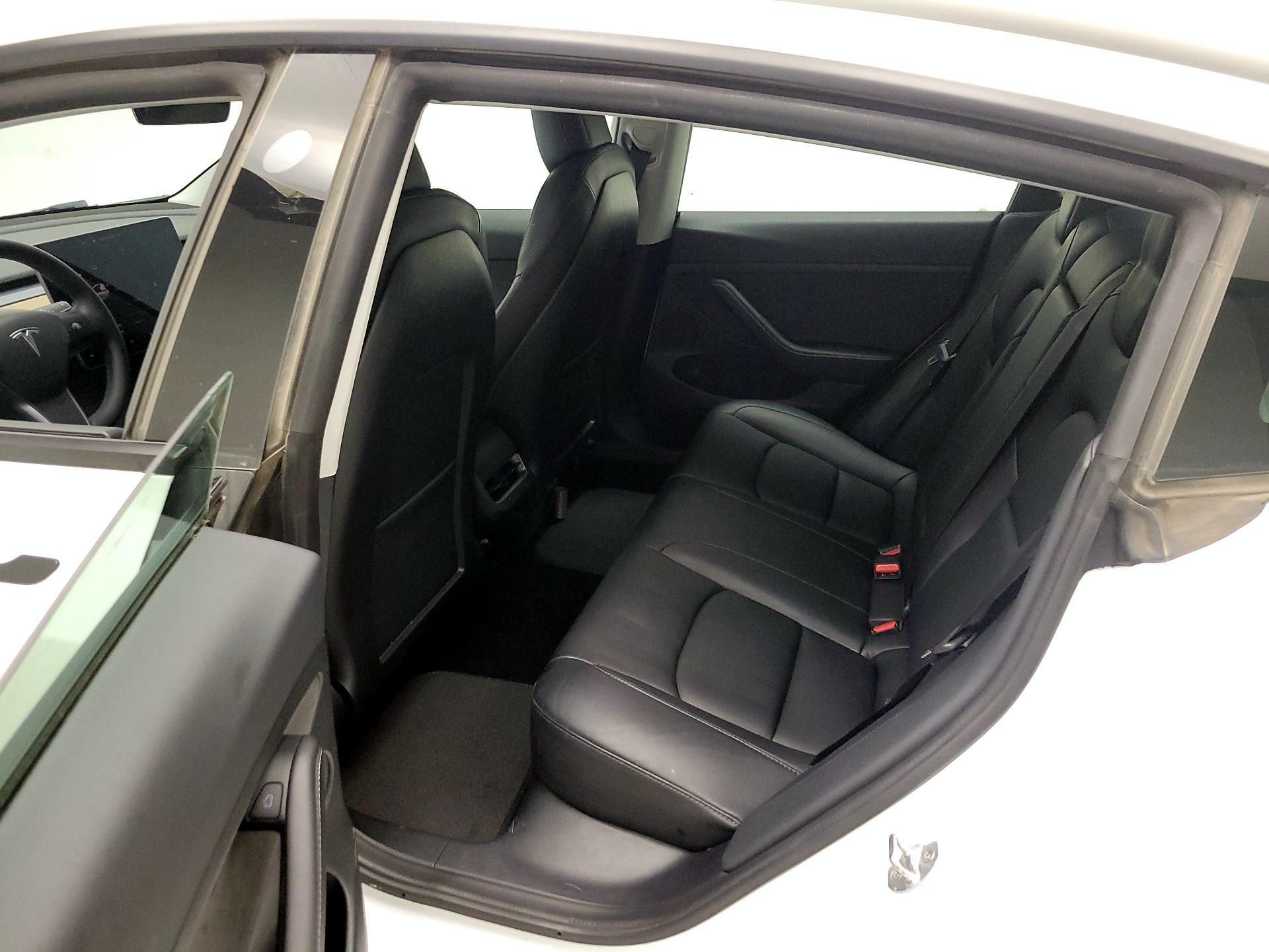 Thumbnail: 2022 Tesla Model 3 - 19