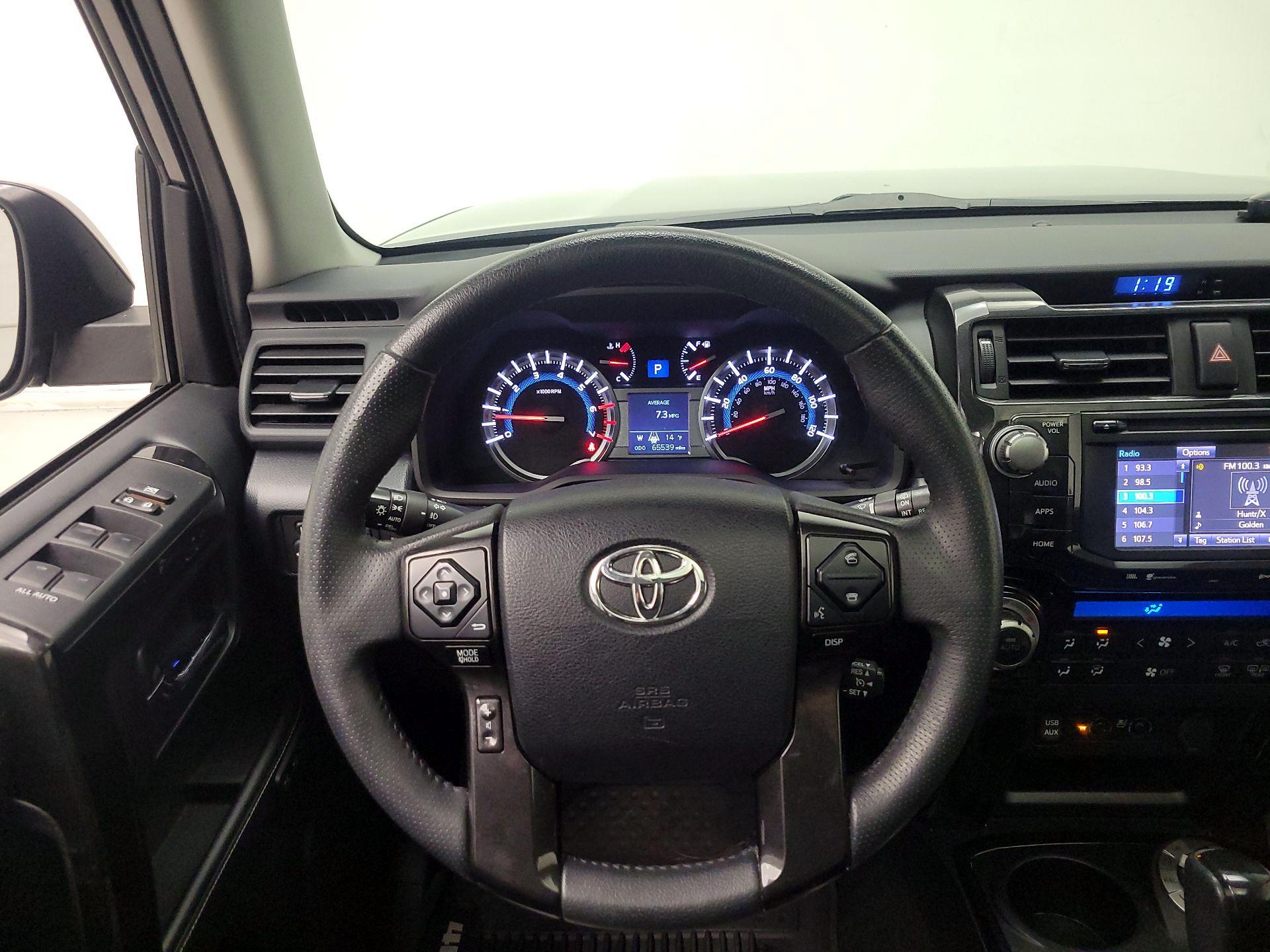 Thumbnail: 2019 Toyota 4Runner - 10