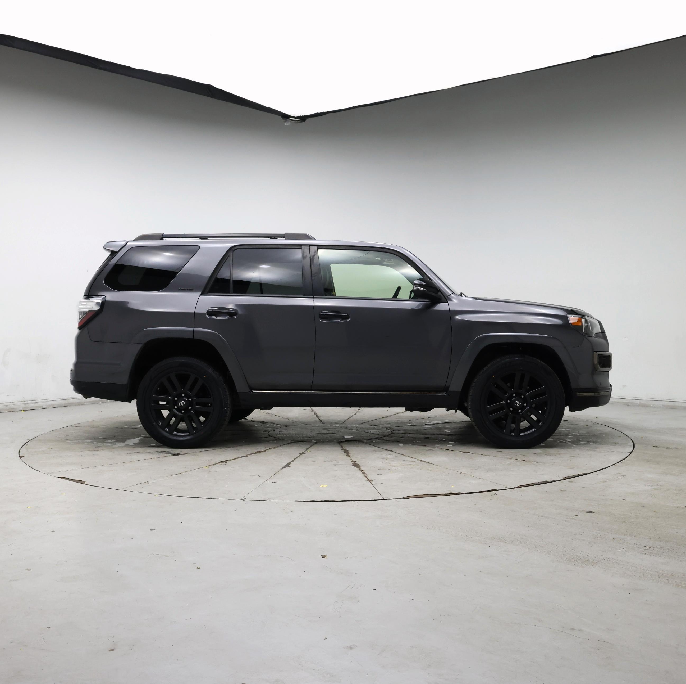 Thumbnail: 2019 Toyota 4Runner - 7