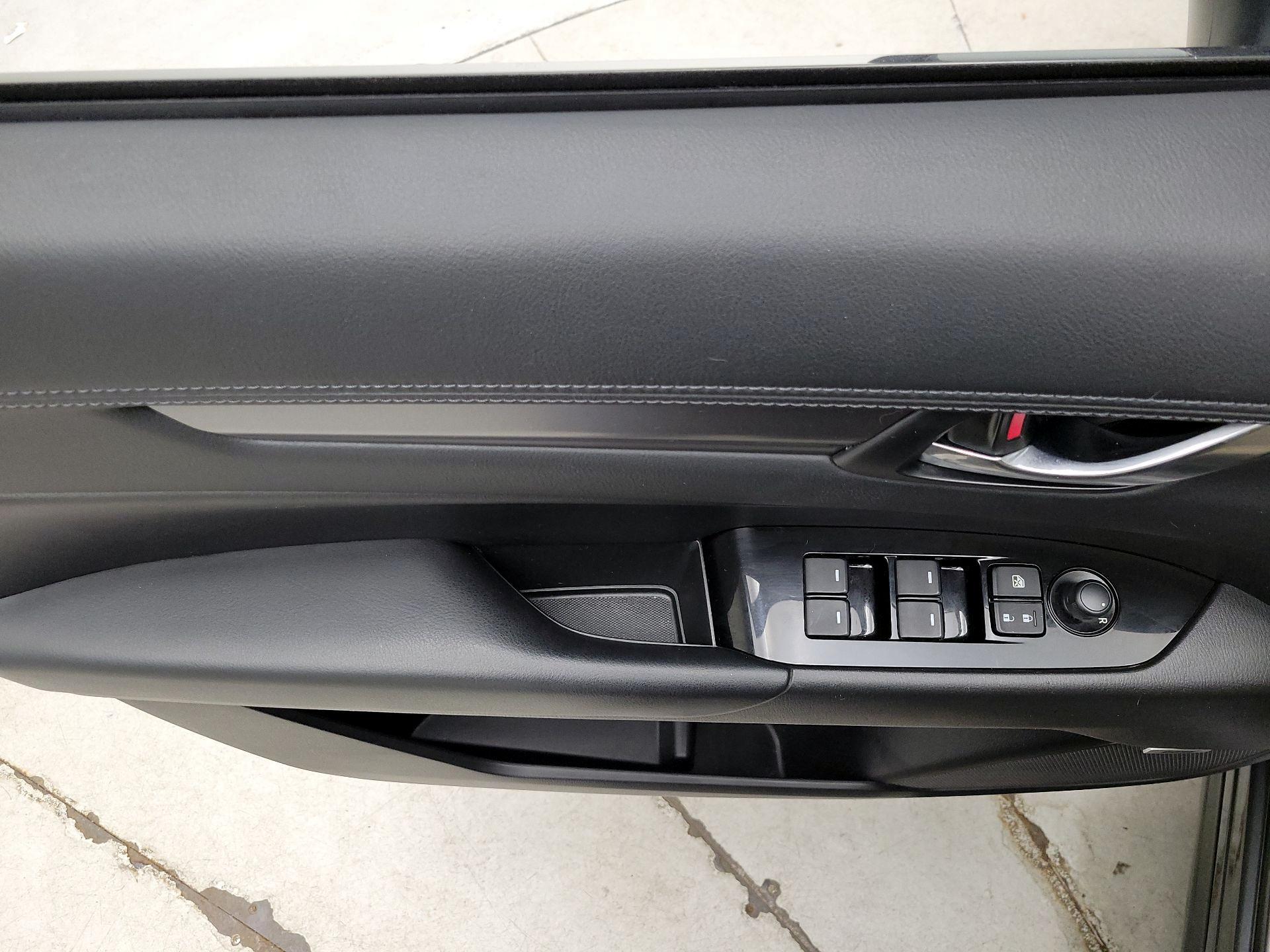 Thumbnail: 2018 Mazda CX-5 - 12