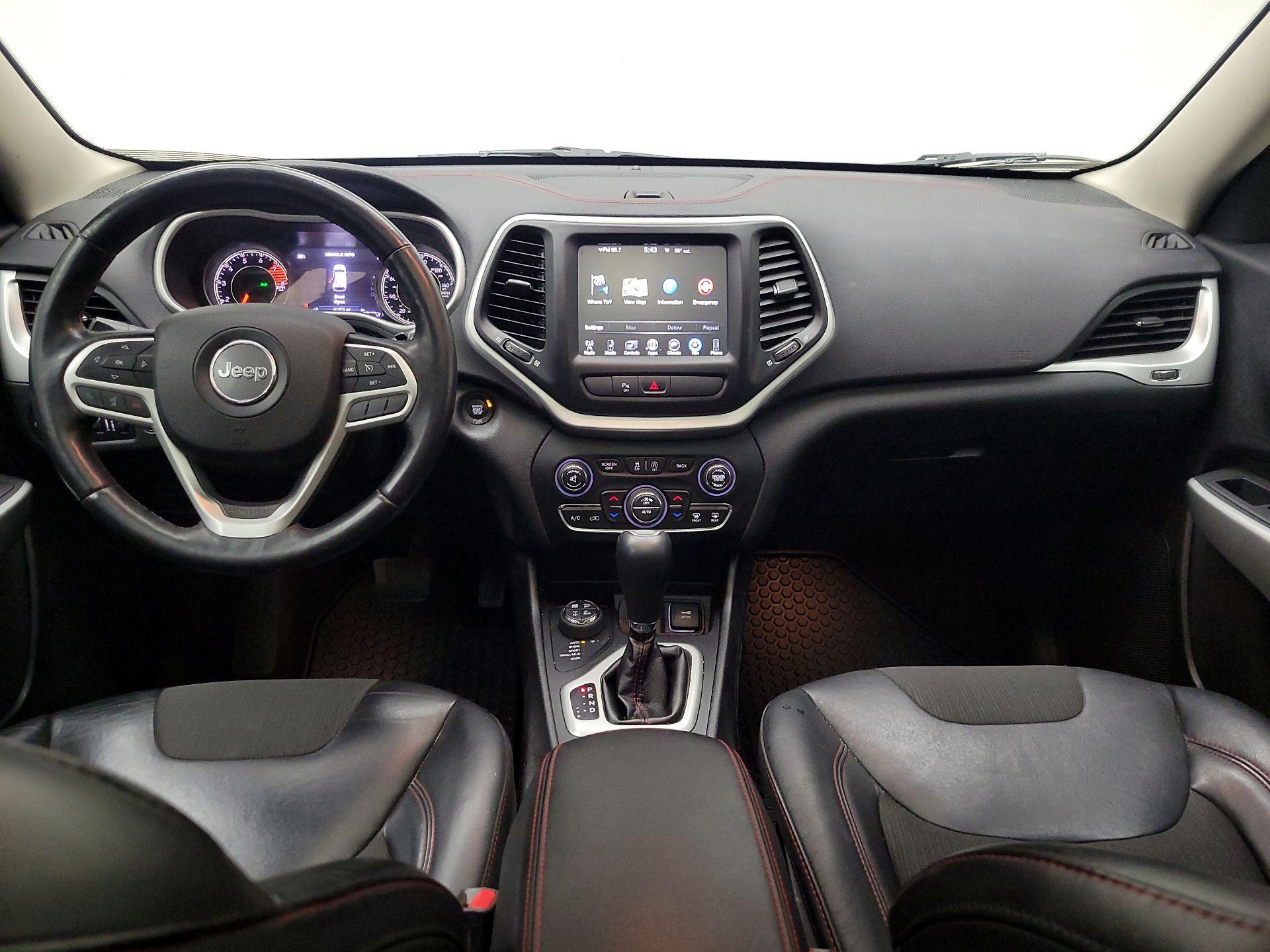 Thumbnail: 2017 Jeep Cherokee - 9