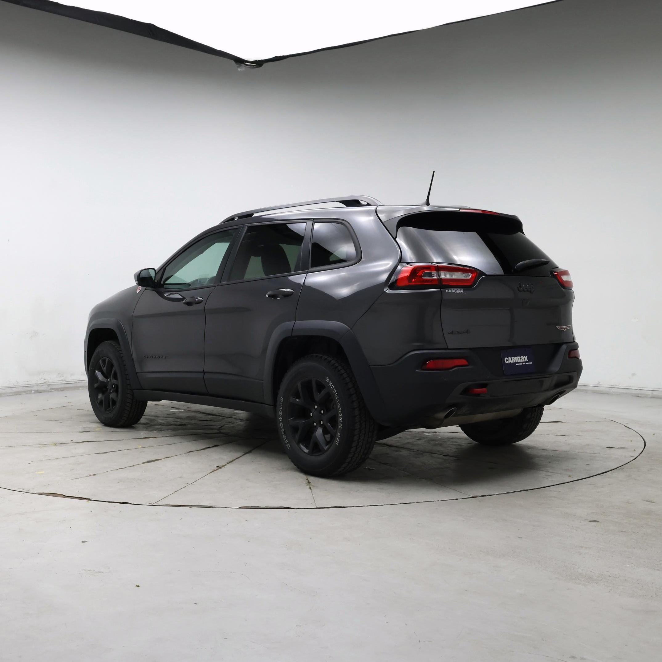Thumbnail: 2017 Jeep Cherokee - 2