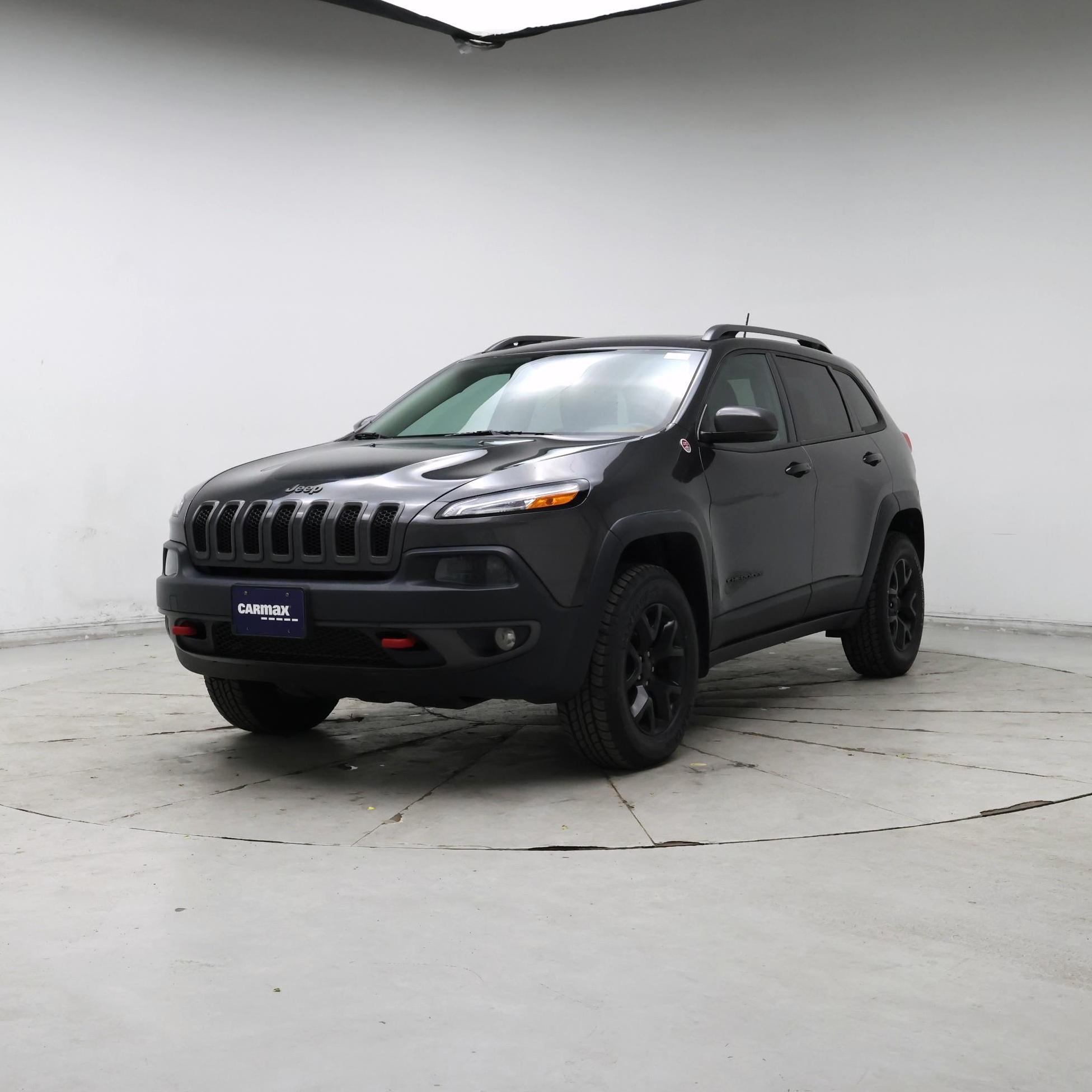 Thumbnail: 2017 Jeep Cherokee - 4