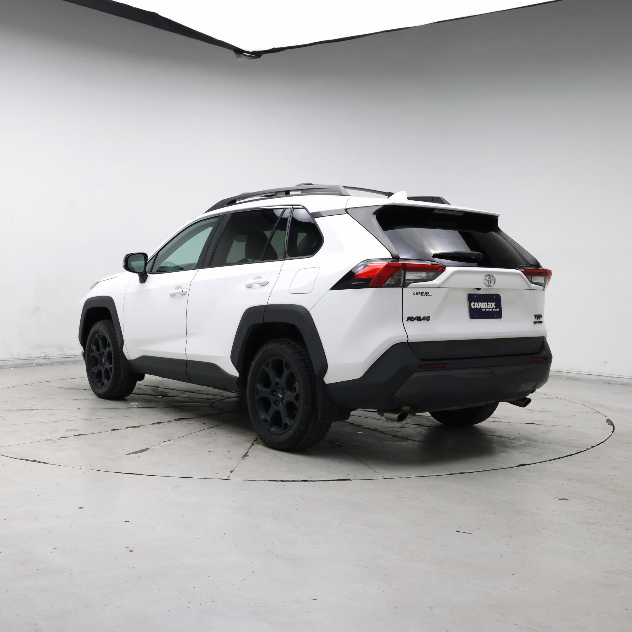 Thumbnail: 2020 Toyota RAV4 - 2