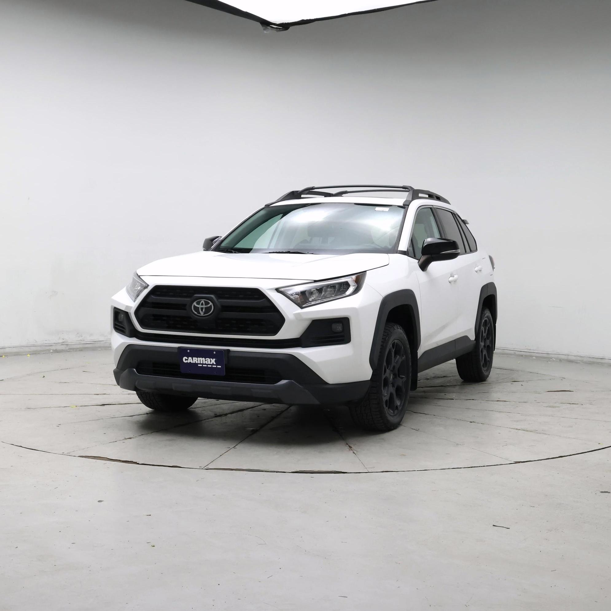 Thumbnail: 2020 Toyota RAV4 - 4