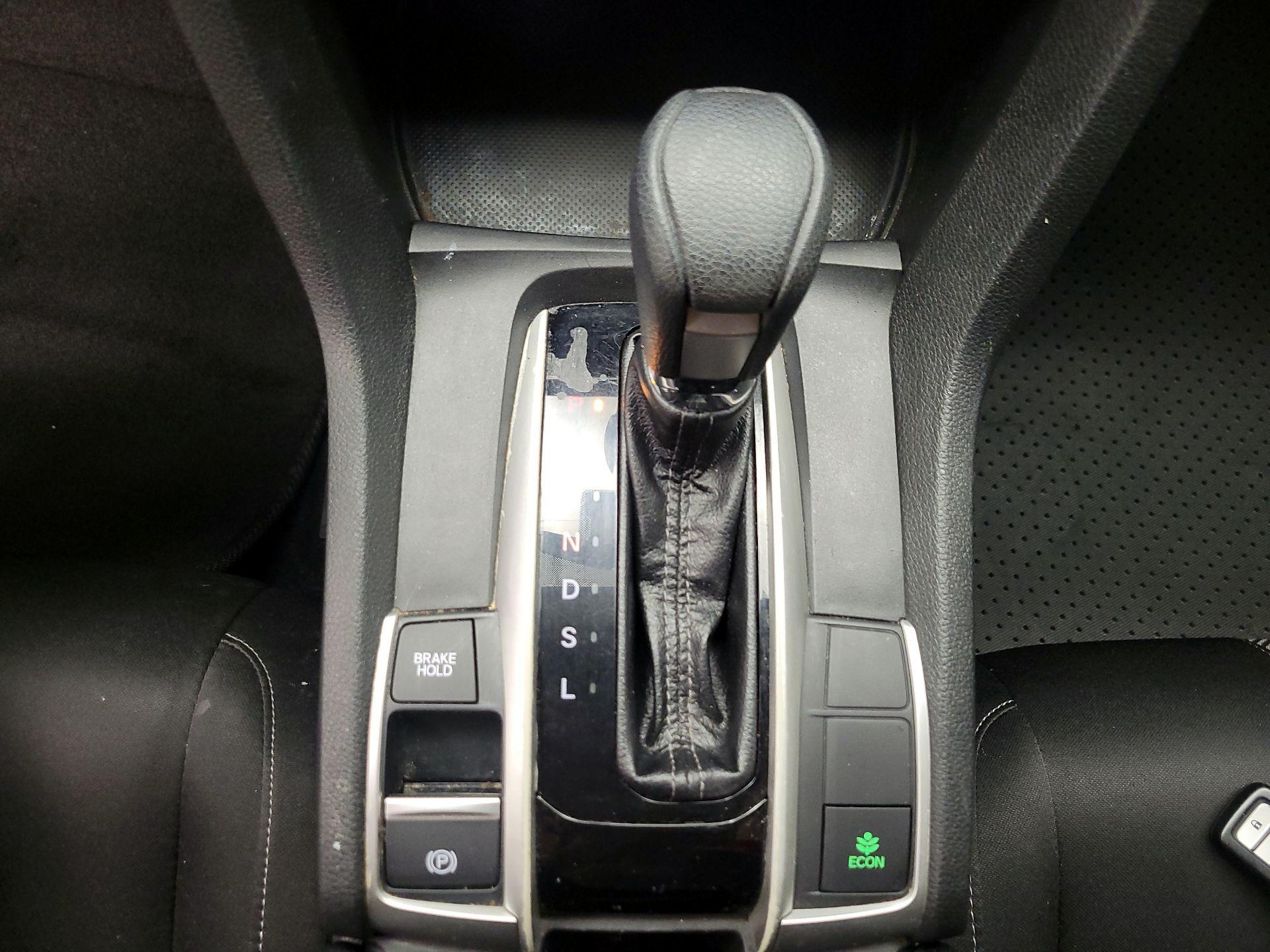 Thumbnail: 2016 Honda Civic - 17