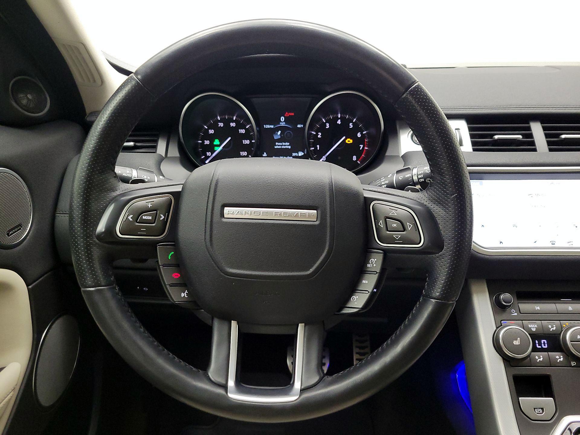 Thumbnail: 2019 Land Rover Range Rover Evoque - 10