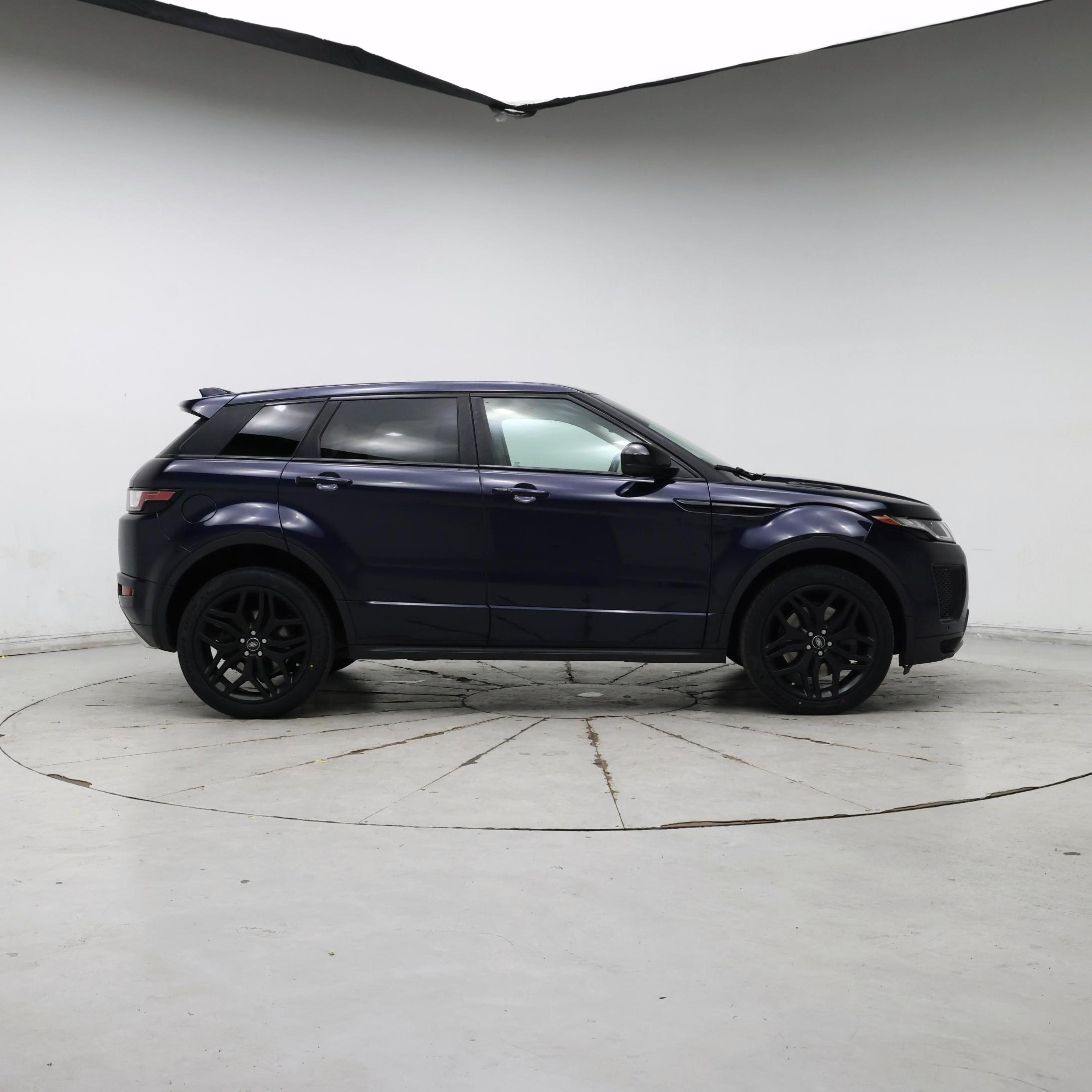 Thumbnail: 2019 Land Rover Range Rover Evoque - 7