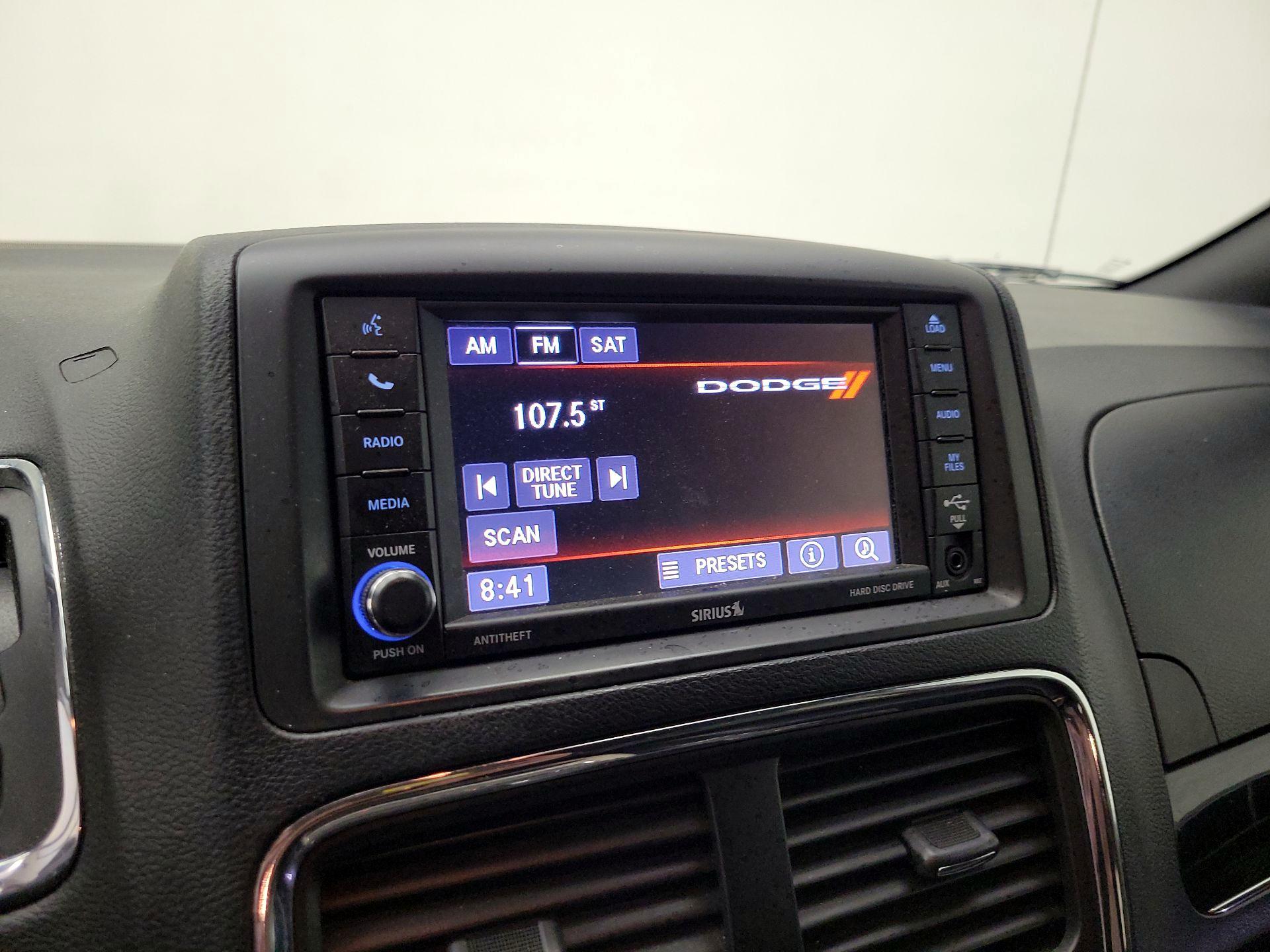 Thumbnail: 2019 Dodge Grand Caravan - 15