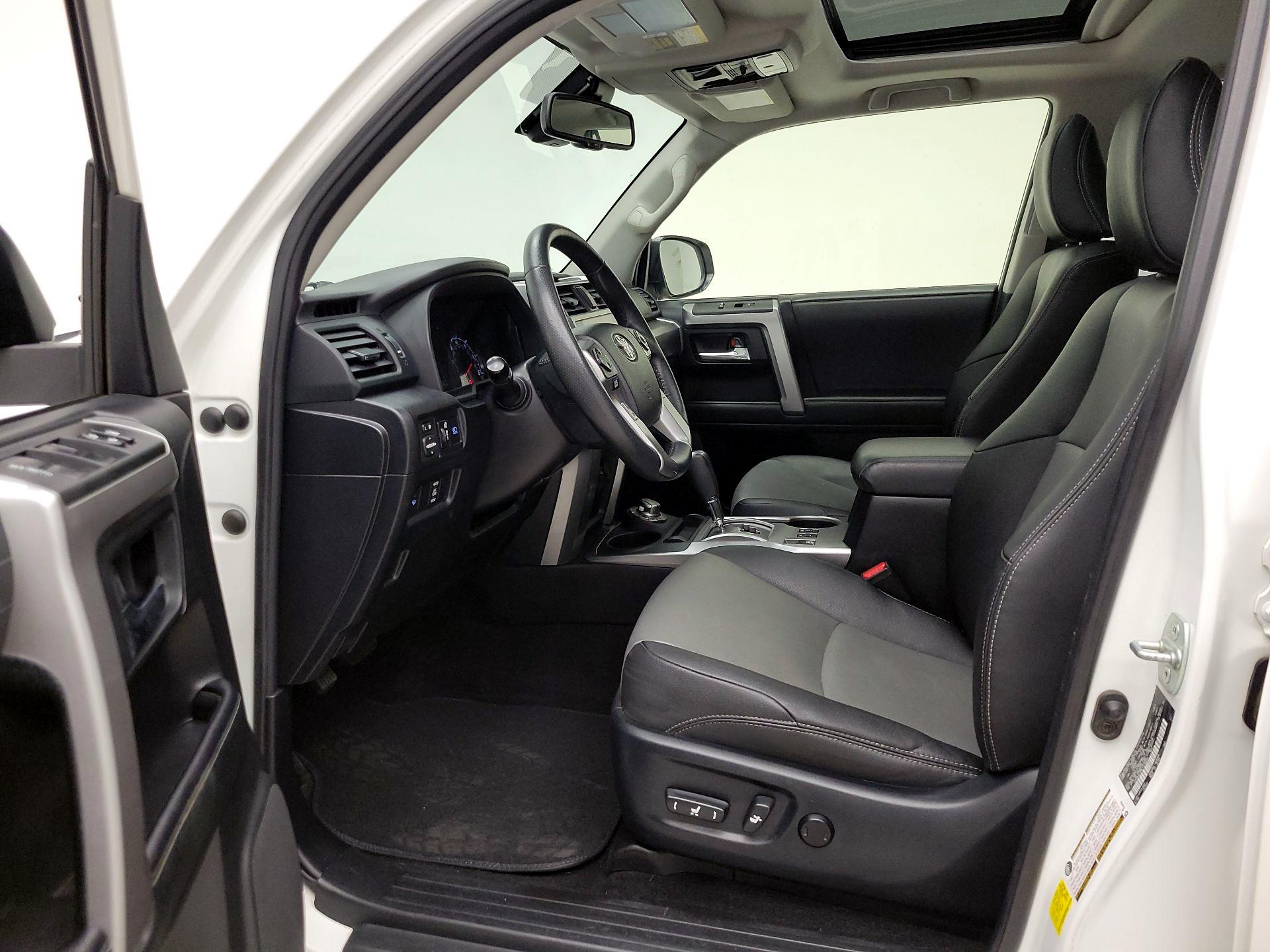 Thumbnail: 2020 Toyota 4Runner - 11