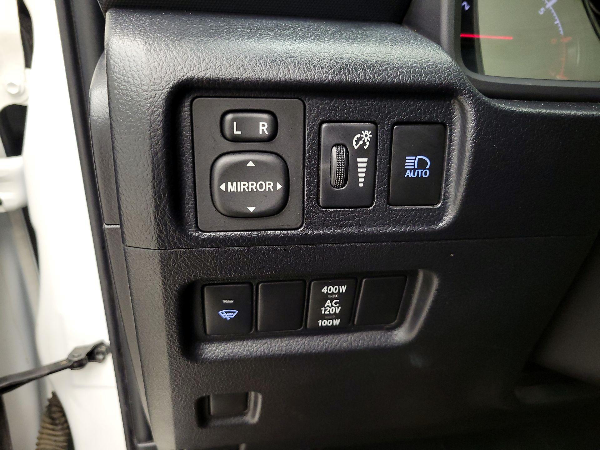 Thumbnail: 2020 Toyota 4Runner - 13