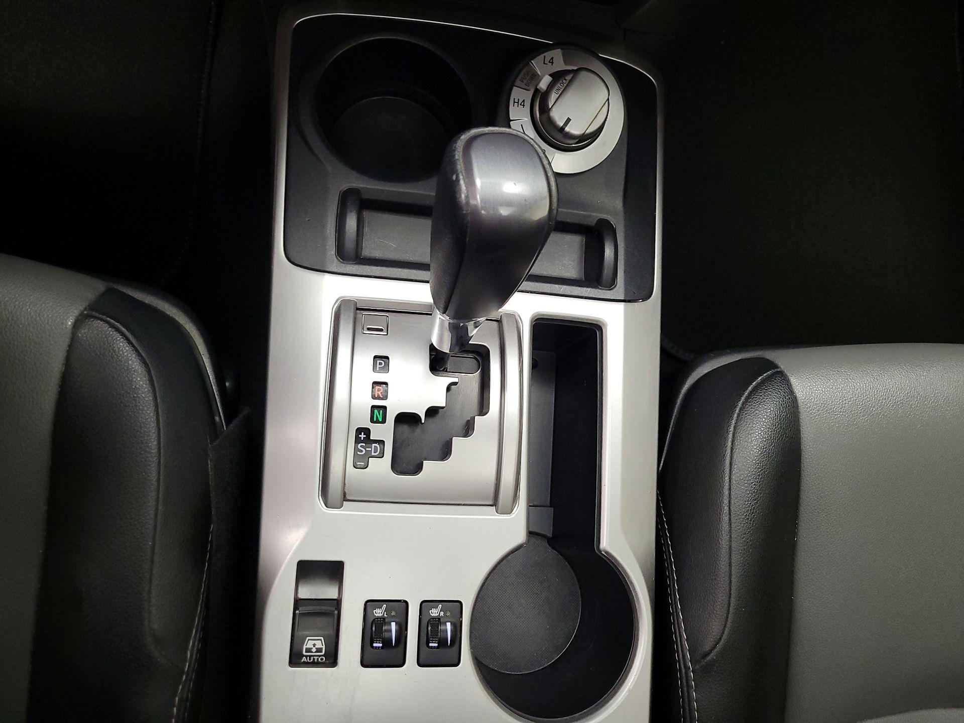 Thumbnail: 2020 Toyota 4Runner - 18