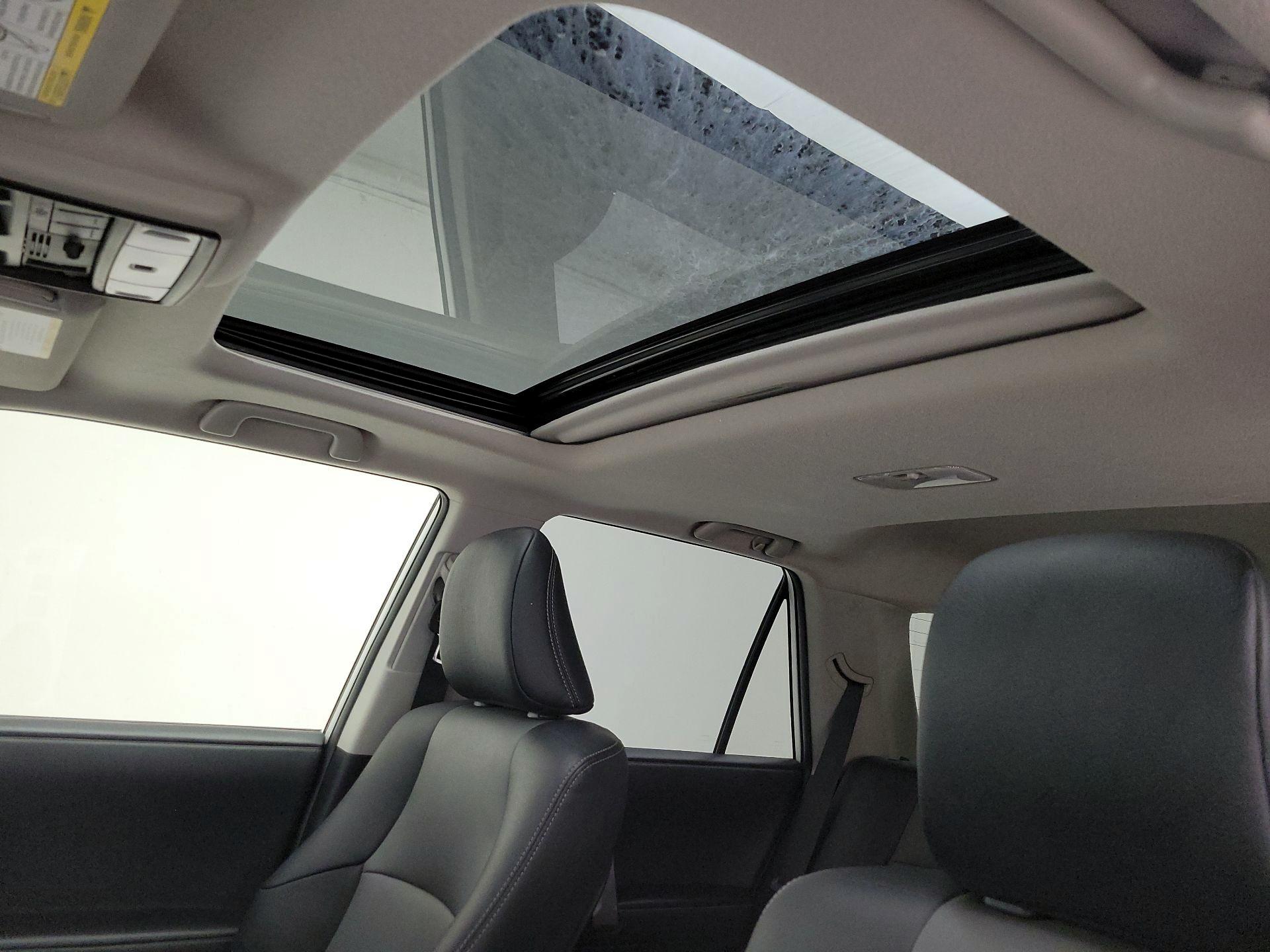 Thumbnail: 2020 Toyota 4Runner - 20