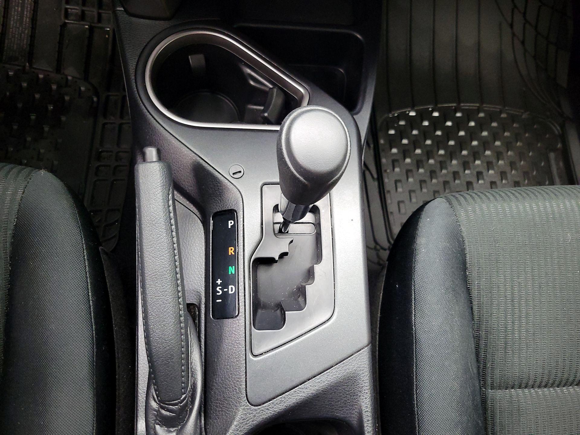 Thumbnail: 2017 Toyota RAV4 - 17