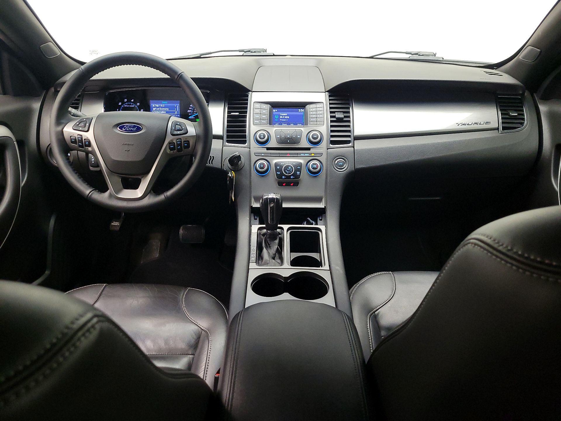 Thumbnail: 2018 Ford Taurus - 9