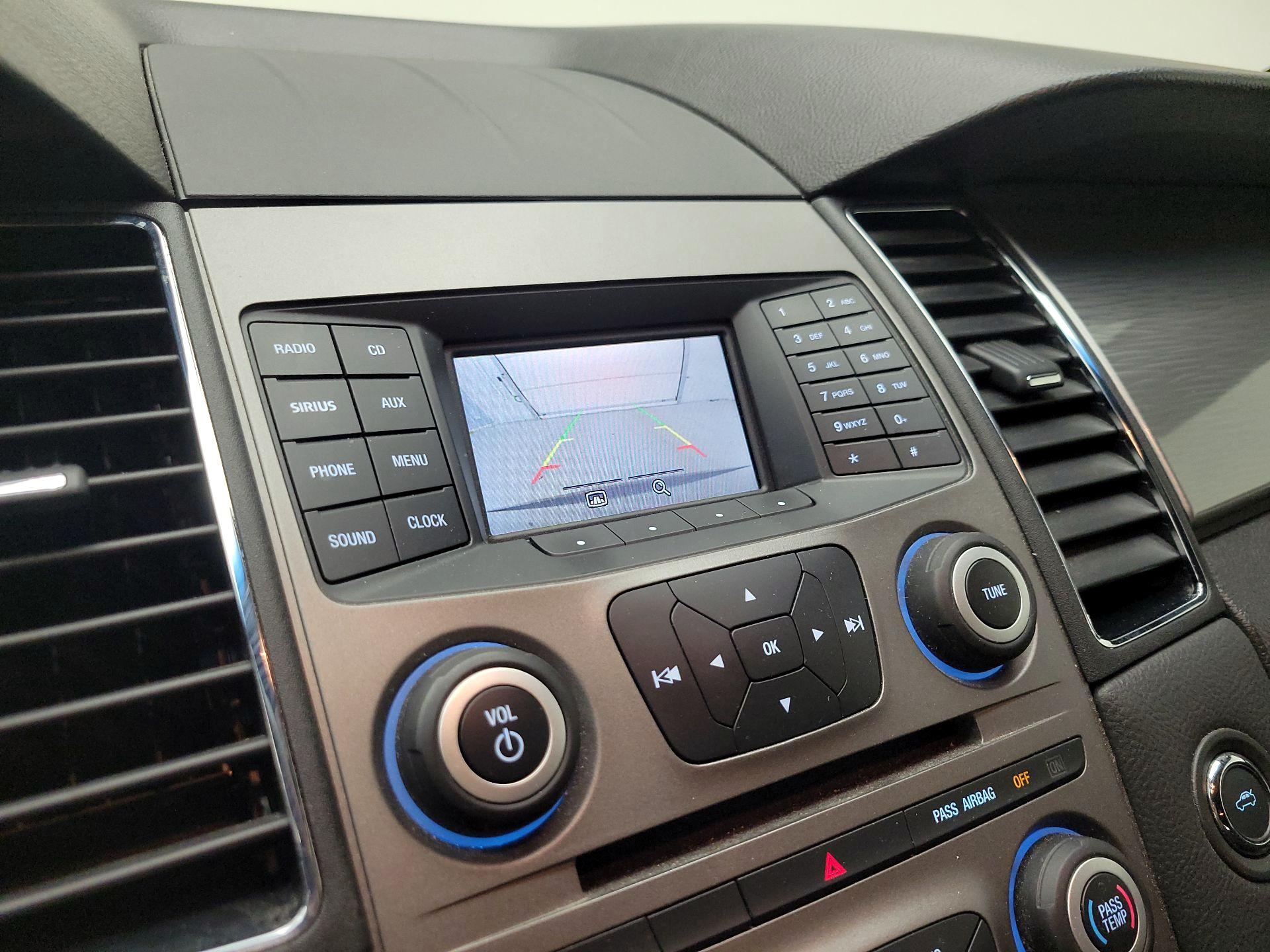 Thumbnail: 2018 Ford Taurus - 14