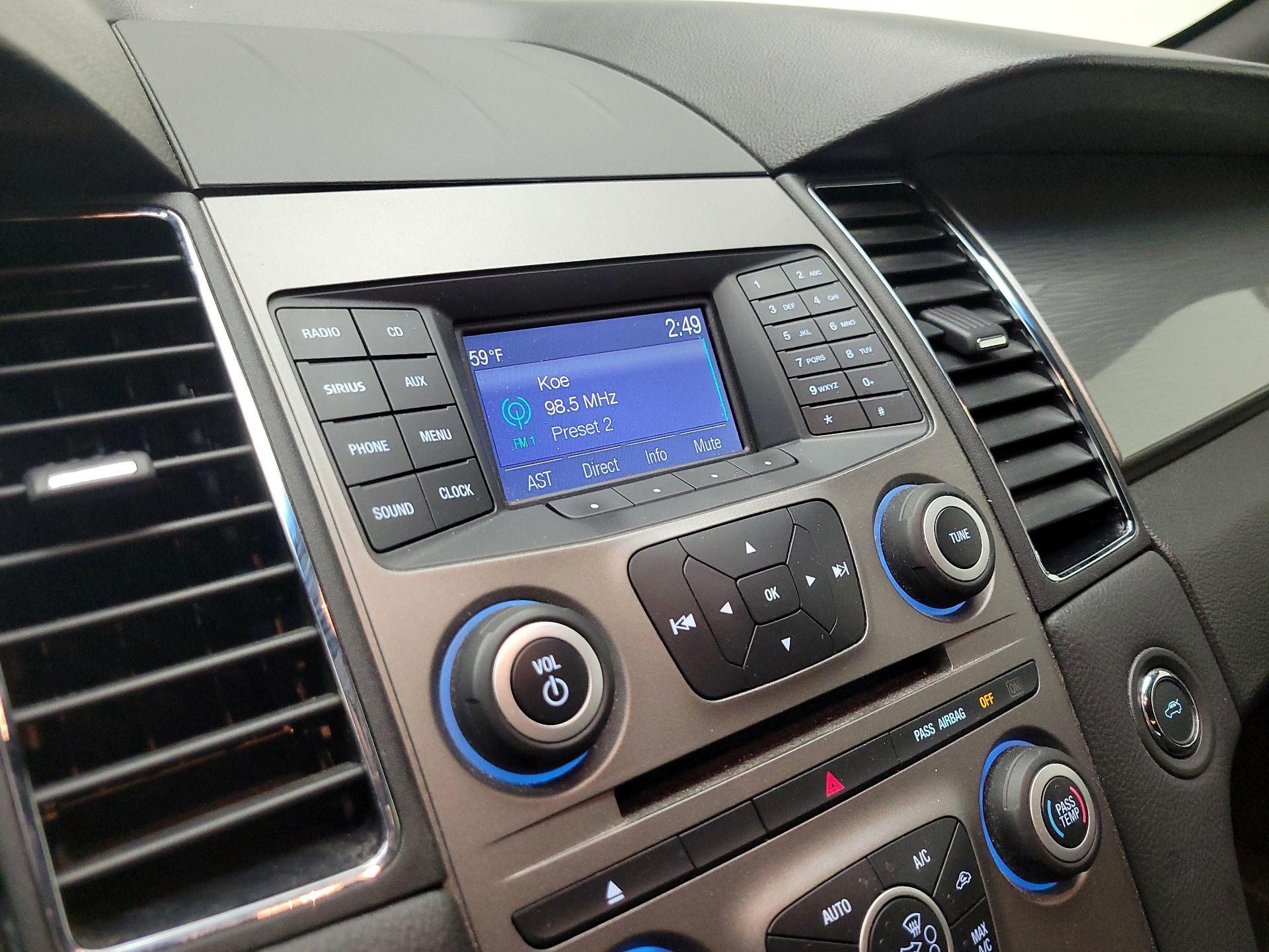 Thumbnail: 2018 Ford Taurus - 15