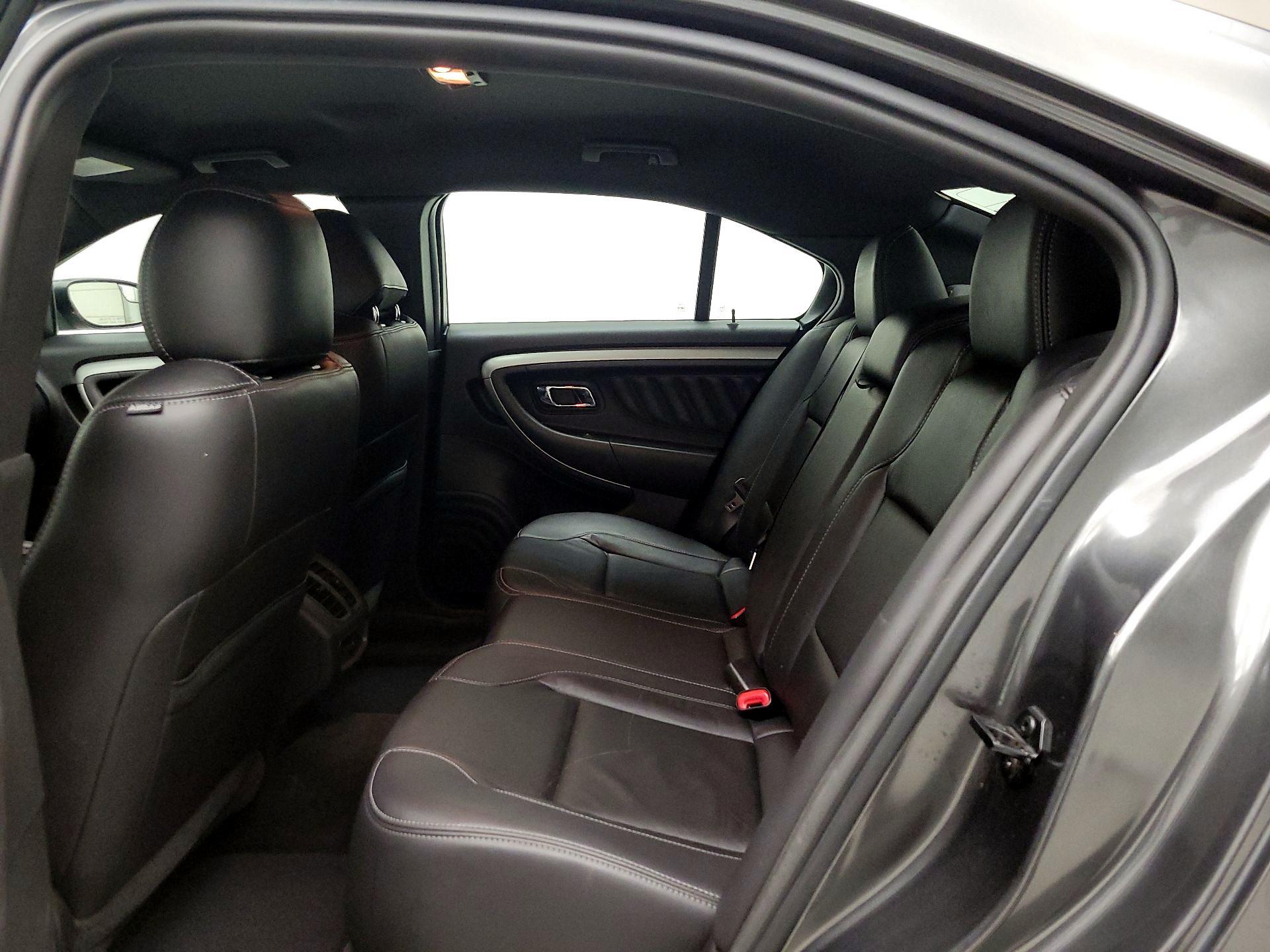 Thumbnail: 2018 Ford Taurus - 19